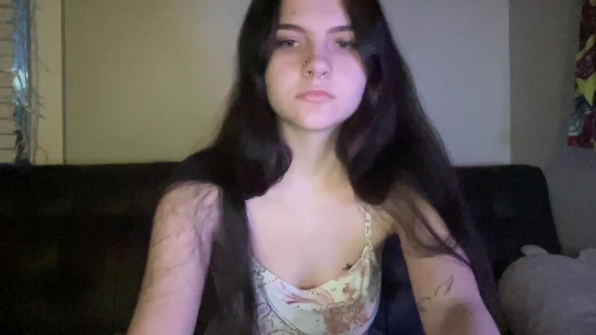 Gallery image thumbnail from Kyky_baby444's myfreecams stream on, 02/22/2025, 23:37 image 2 of 20