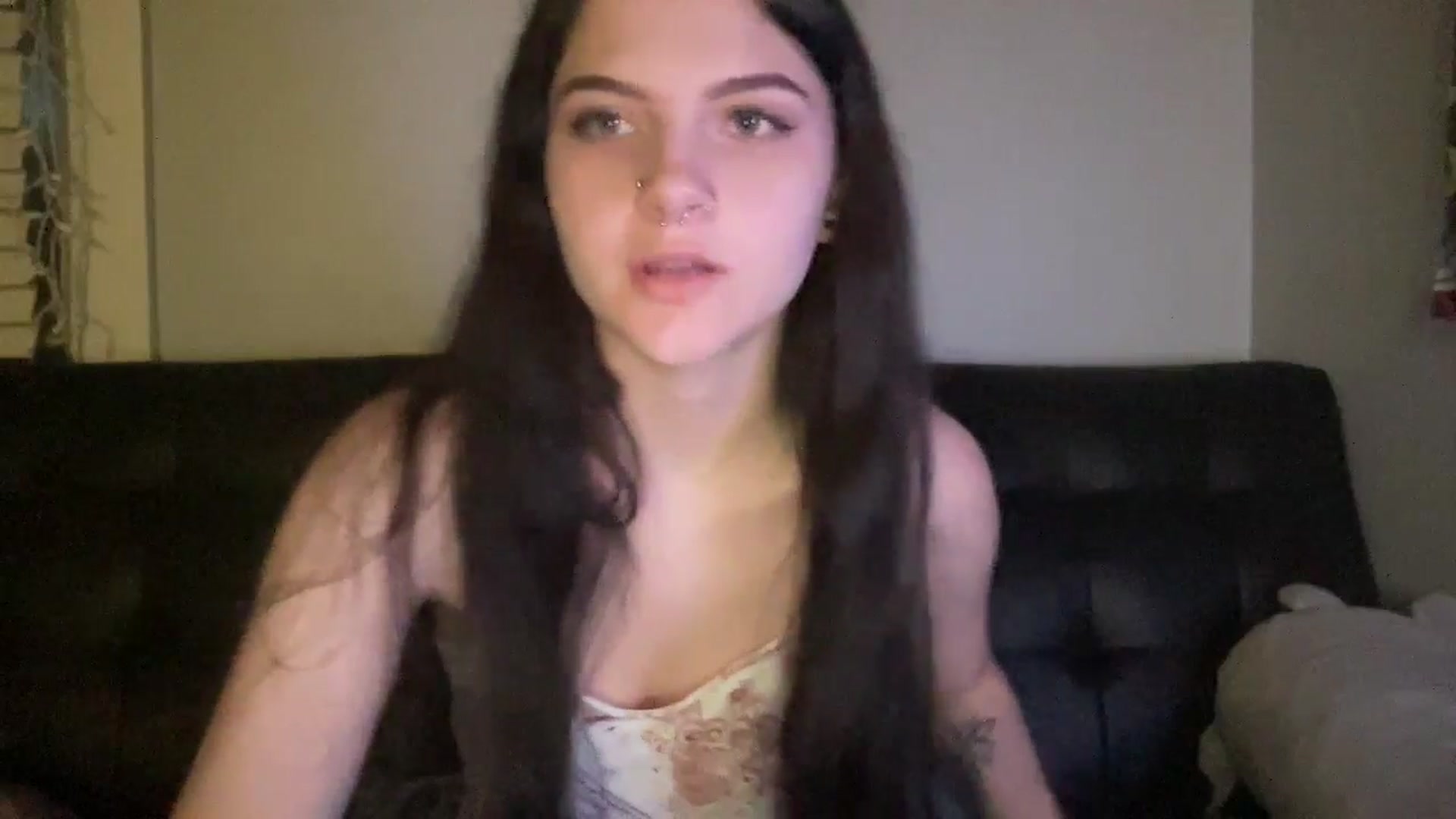 Gallery image thumbnail from Kyky_baby444's myfreecams stream on, 02/22/2025, 23:37 image 11 of 20