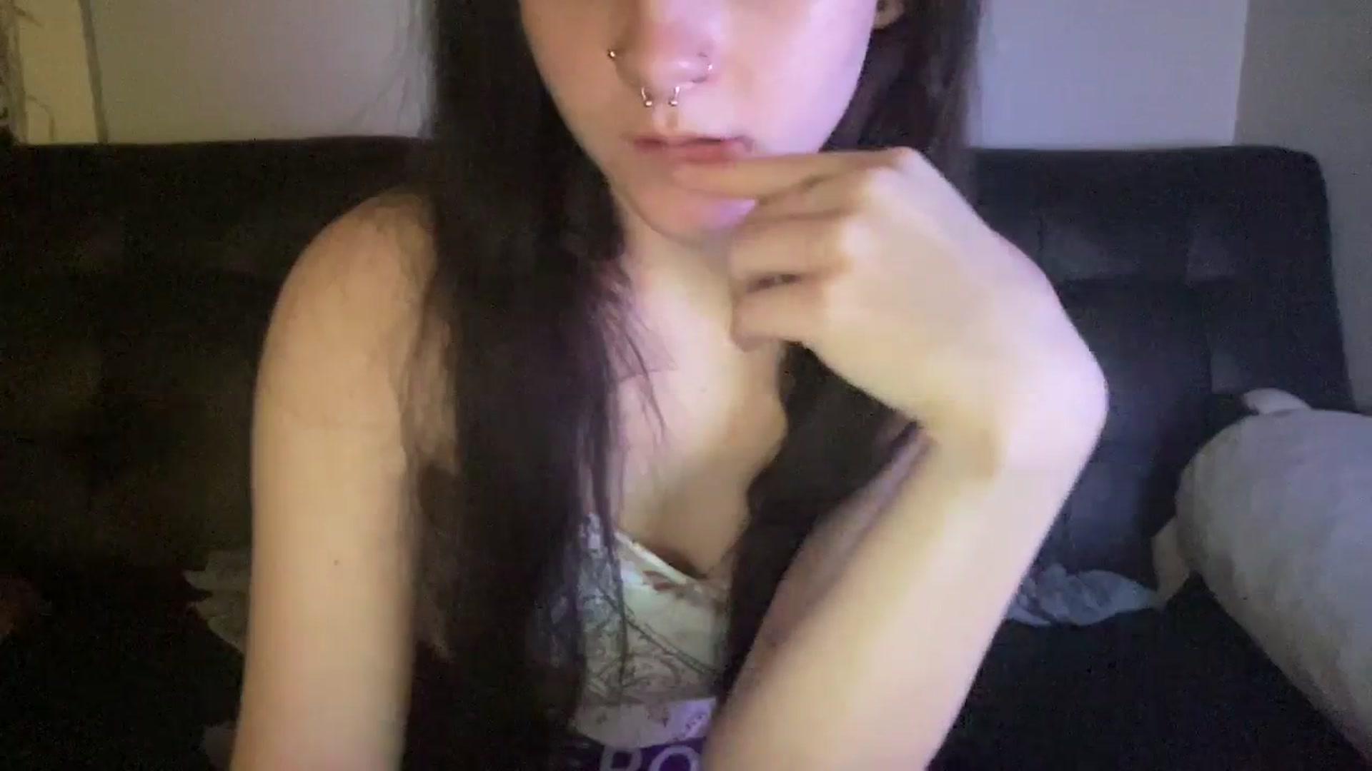 Gallery image thumbnail from Kyky_baby444's myfreecams stream on, 02/23/2025, 24:23 image 6 of 20