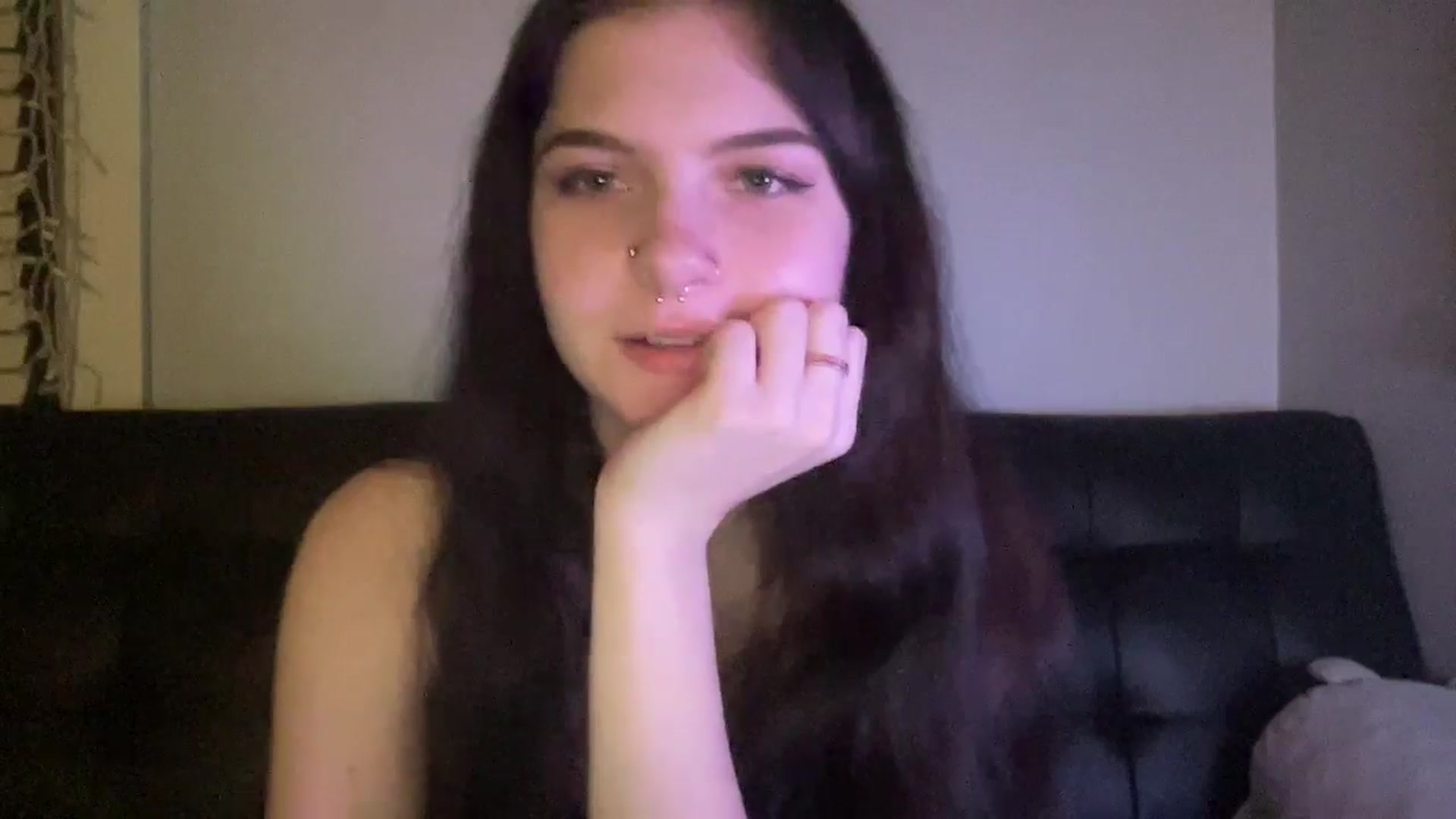 Gallery image thumbnail from Kyky_baby444's myfreecams stream on, 02/23/2025, 24:23 image 13 of 20
