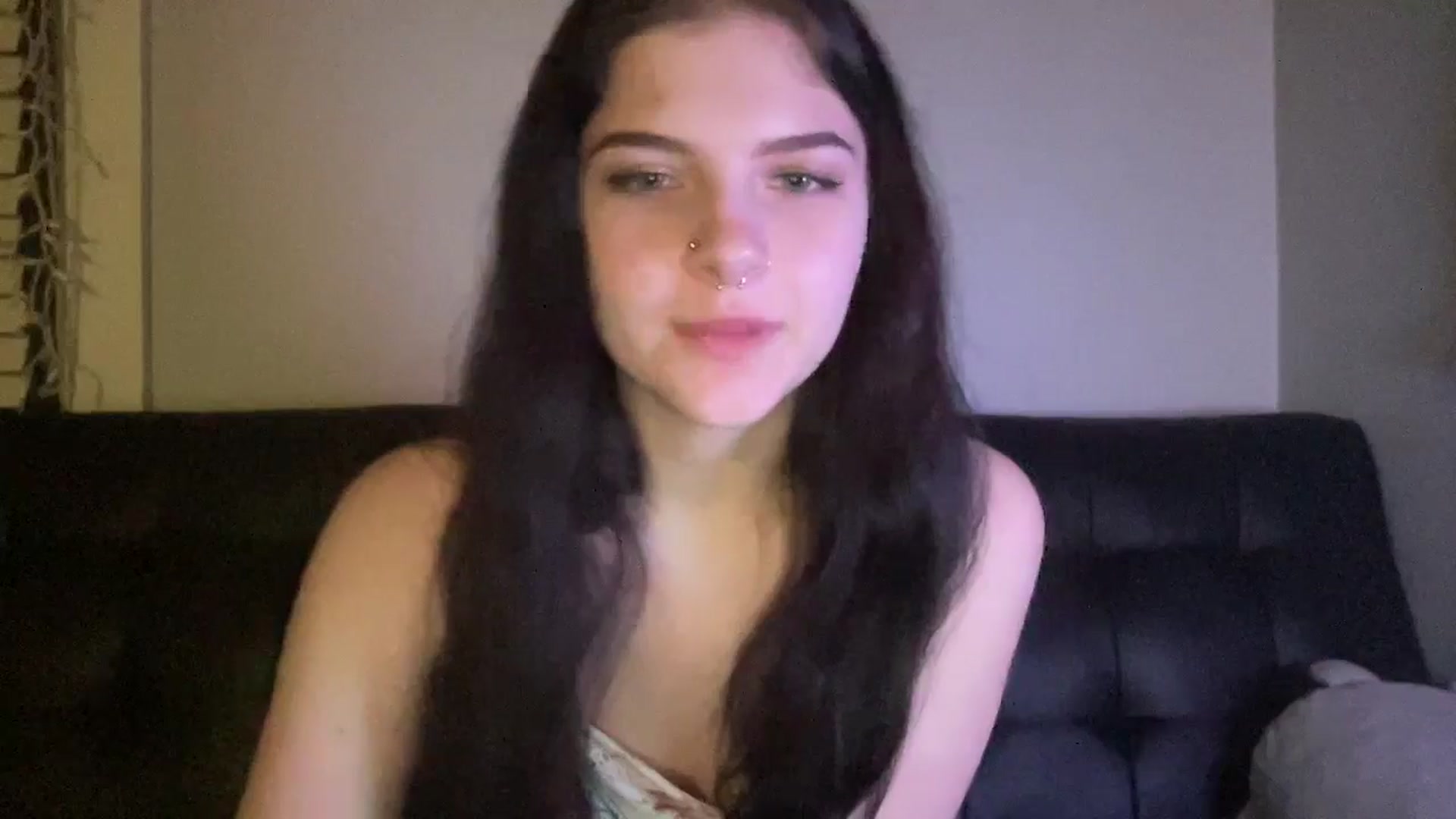 Gallery image thumbnail from Kyky_baby444's myfreecams stream on, 02/23/2025, 24:23 image 12 of 20