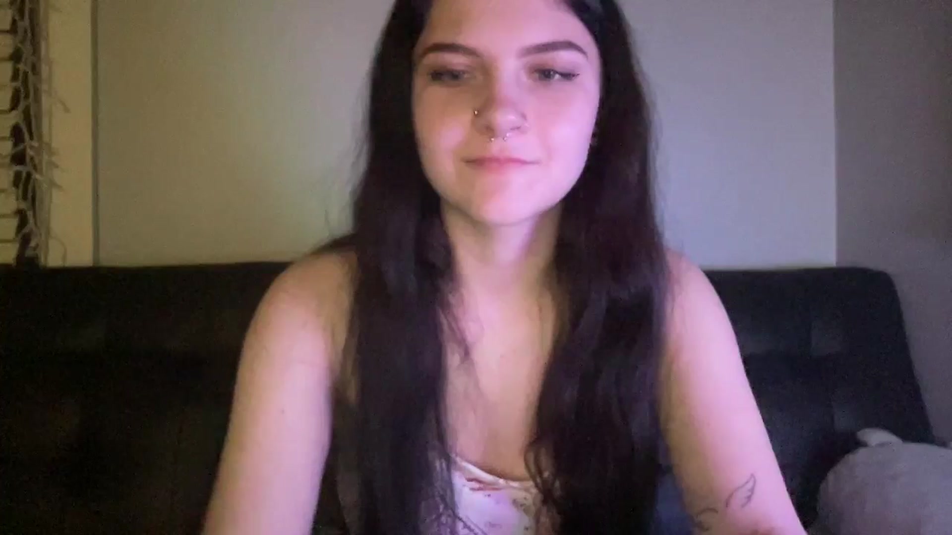 Gallery image thumbnail from Kyky_baby444's myfreecams stream on, 02/23/2025, 24:23 image 11 of 20