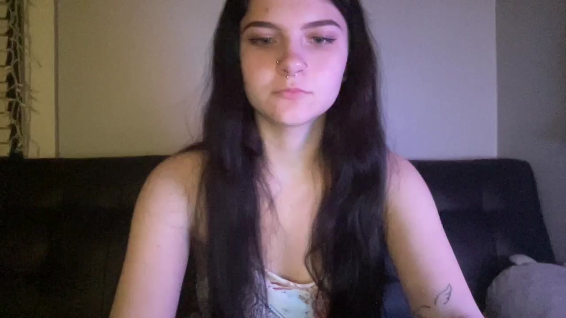 Gallery image thumbnail from Kyky_baby444's myfreecams stream on, 02/23/2025, 24:23 image 10 of 20