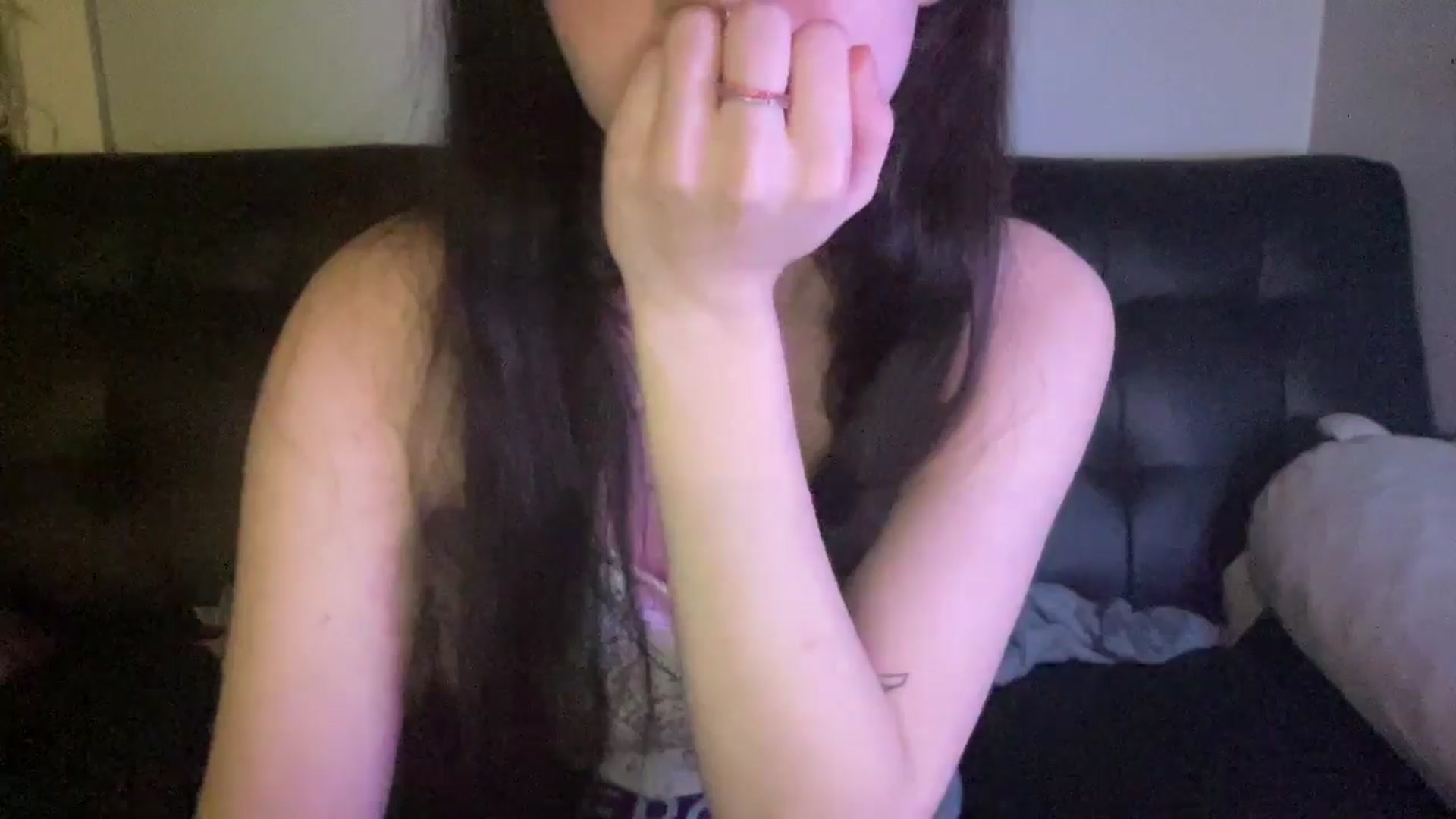 Gallery image thumbnail from Kyky_baby444's myfreecams stream on, 02/23/2025, 24:23 image 5 of 20