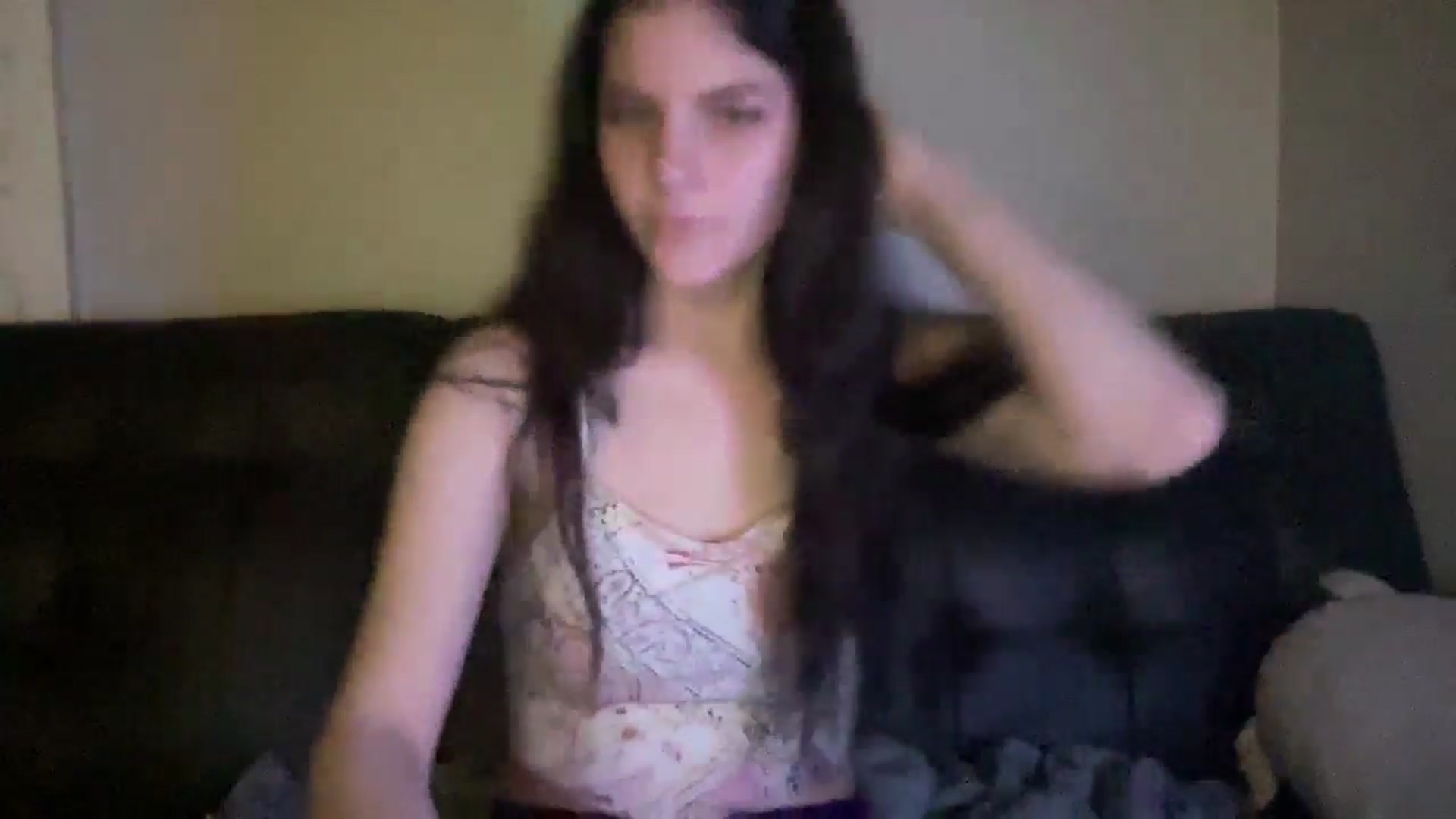 Gallery image thumbnail from Kyky_baby444's myfreecams stream on, 02/23/2025, 01:21 image 6 of 20