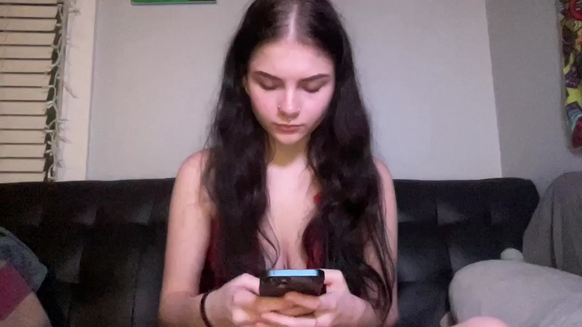 Gallery image thumbnail from Kyky_baby444's myfreecams stream on, 02/26/2025, 02:40 image 4 of 20