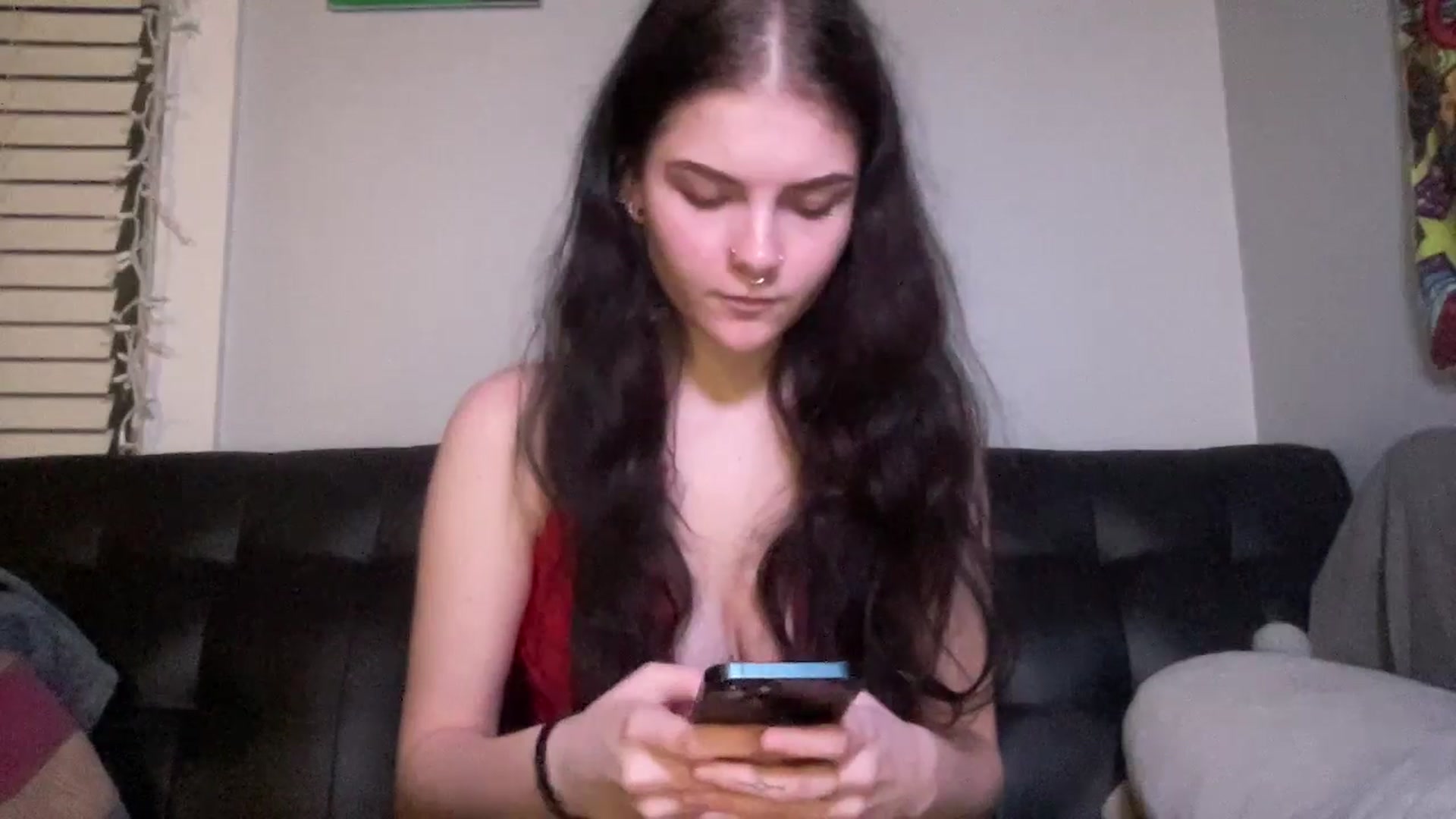 Gallery image thumbnail from Kyky_baby444's myfreecams stream on, 02/26/2025, 02:40 image 14 of 20