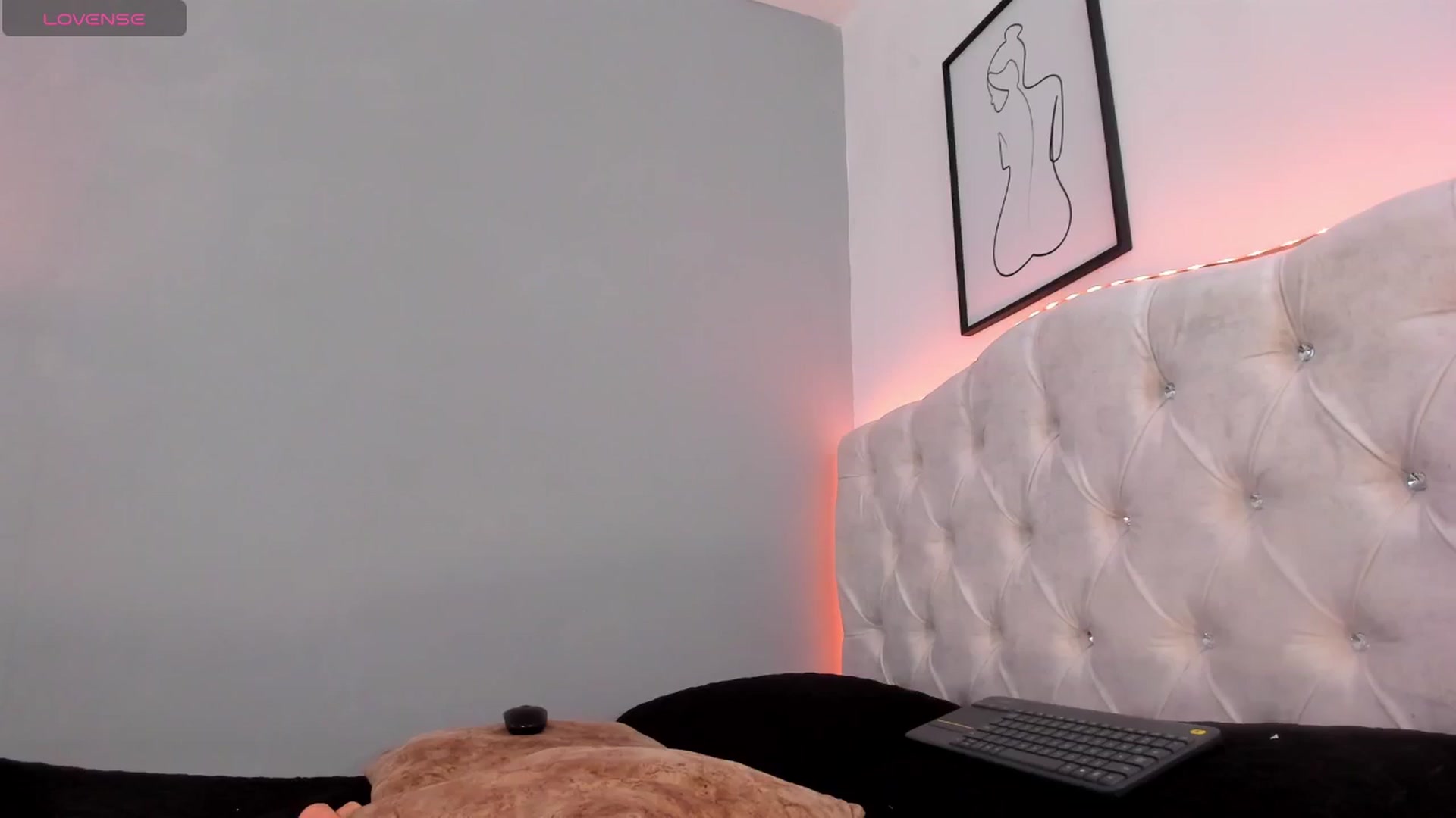 Gallery image thumbnail from KylaMorrison's myfreecams stream on, 07/18/2024, 19:39 image 1 of 20