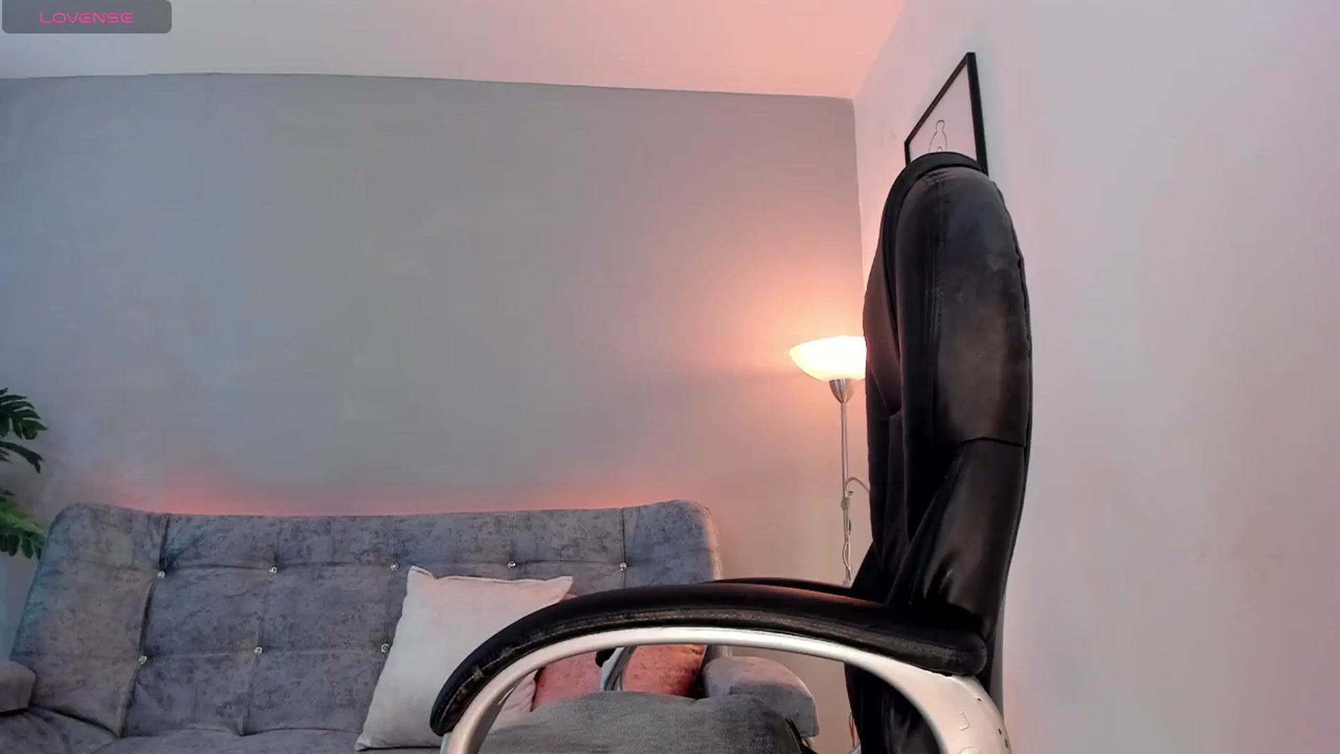 Gallery image thumbnail from KylaMorrison's myfreecams stream on, 07/30/2024, 21:37 image 12 of 20