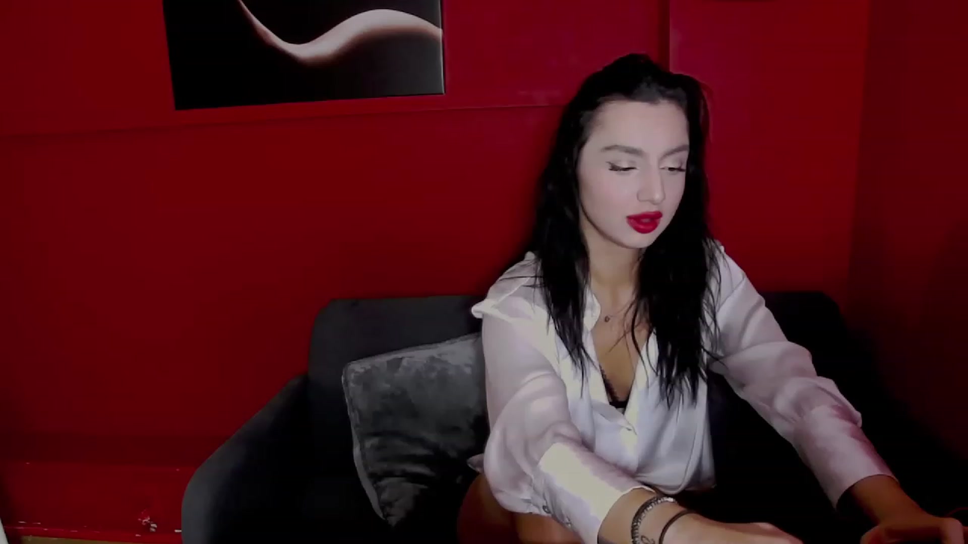 Gallery image thumbnail from KylieBaby_'s myfreecams stream on, 11/14/2022, 14:26 image 5 of 20