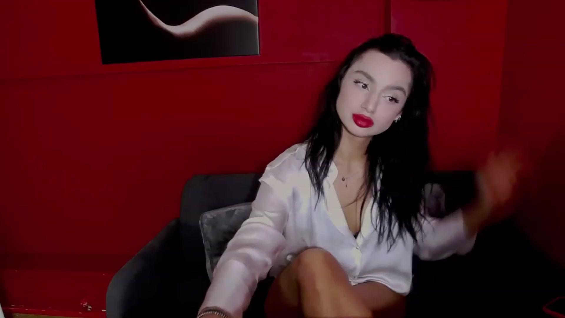 Gallery image thumbnail from KylieBaby_'s myfreecams stream on, 11/14/2022, 14:26 image 4 of 20