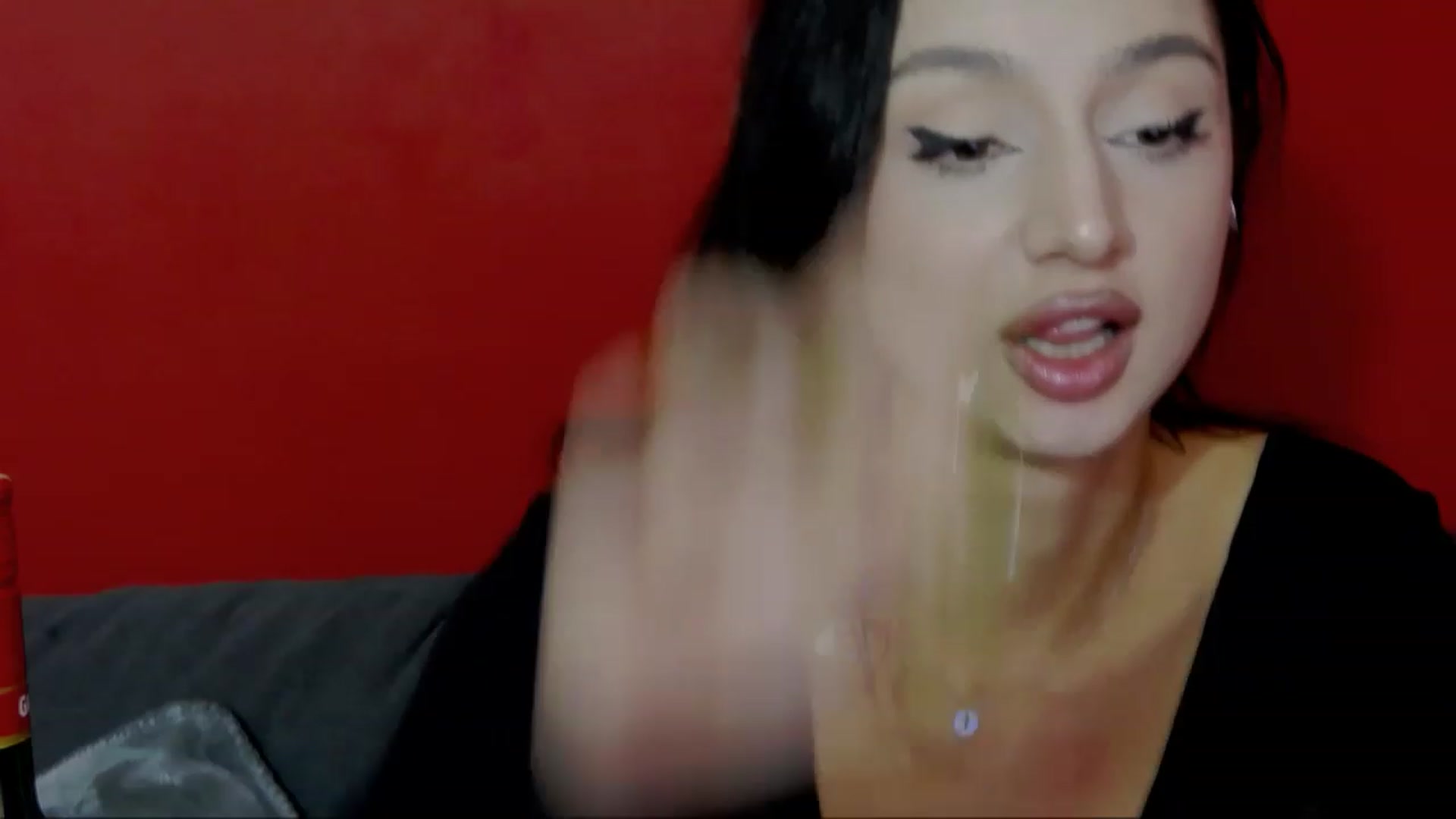 Gallery image thumbnail from KylieBaby_'s myfreecams stream on, 11/19/2022, 19:08 image 20 of 20