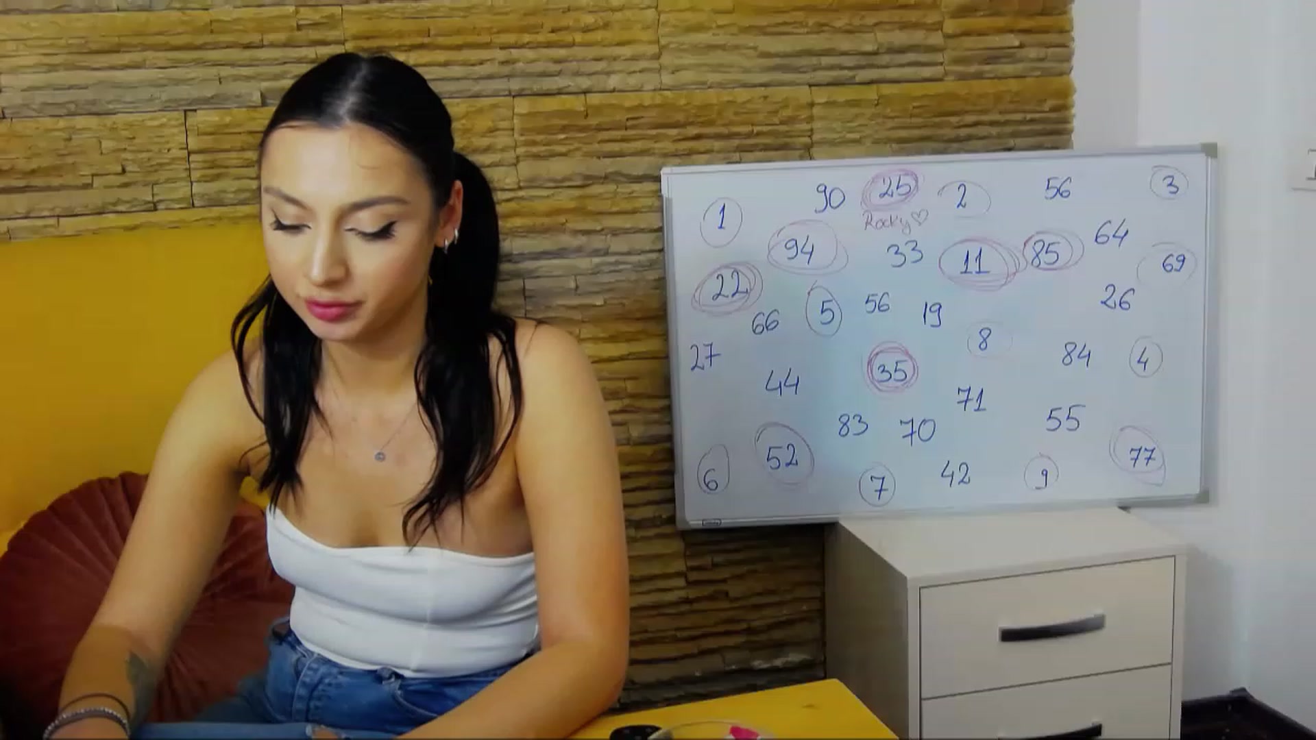 Gallery image thumbnail from KylieBaby_'s myfreecams stream on, 11/24/2022, 20:00 image 4 of 20