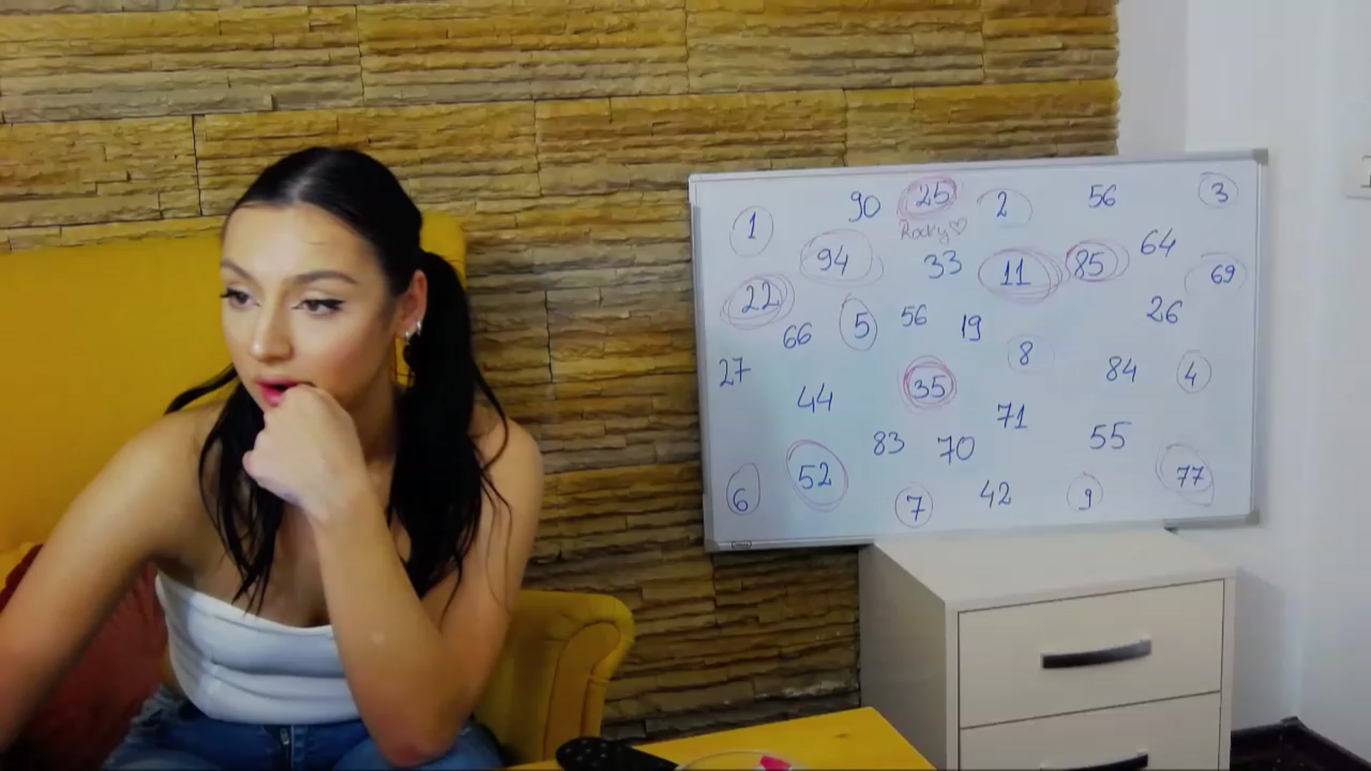 Gallery image thumbnail from KylieBaby_'s myfreecams stream on, 11/24/2022, 20:00 image 1 of 20