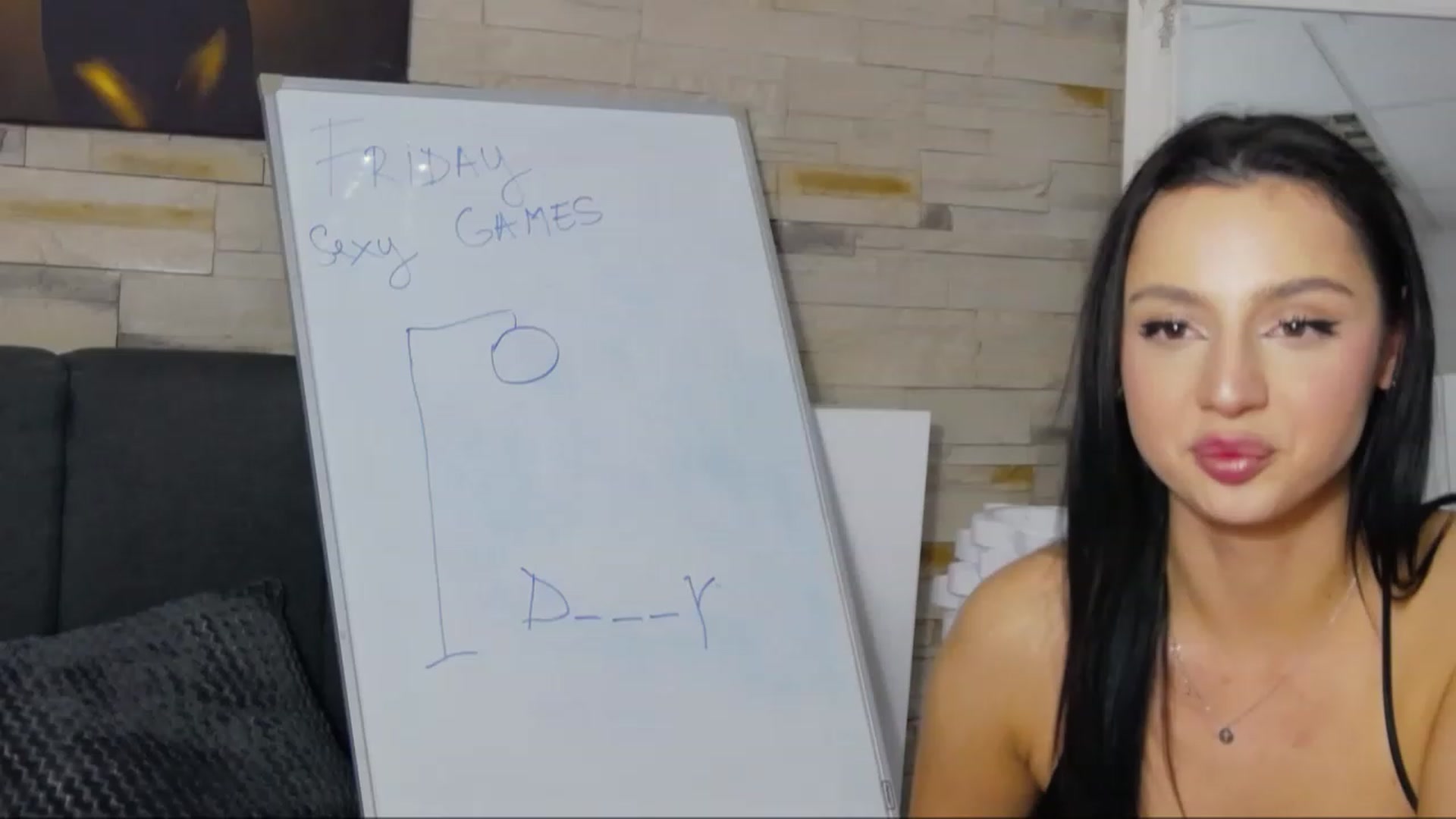Gallery image thumbnail from KylieBaby_'s myfreecams stream on, 11/25/2022, 15:51 image 1 of 20
