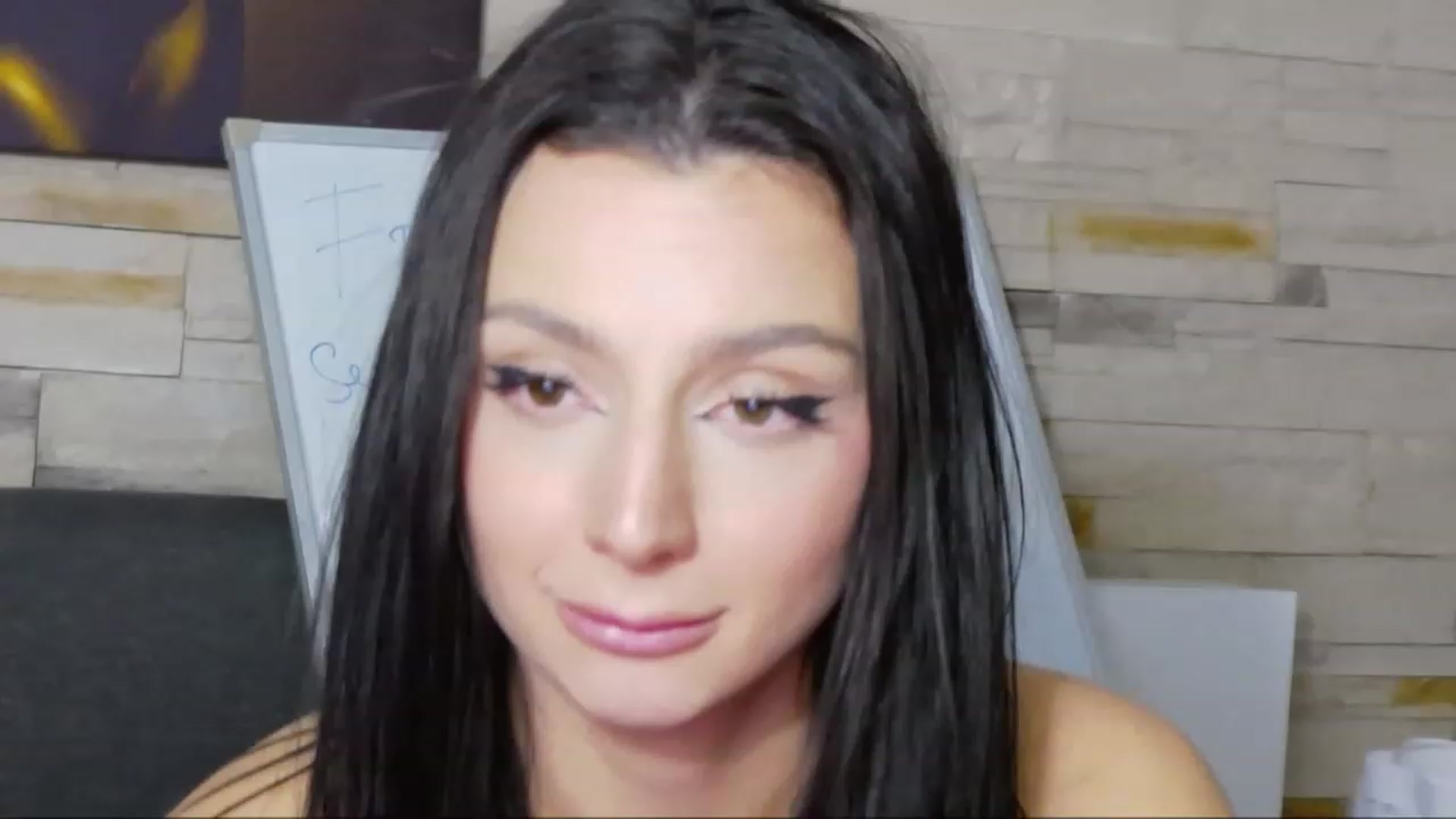 Gallery image thumbnail from KylieBaby_'s myfreecams stream on, 11/25/2022, 18:00 image 1 of 20