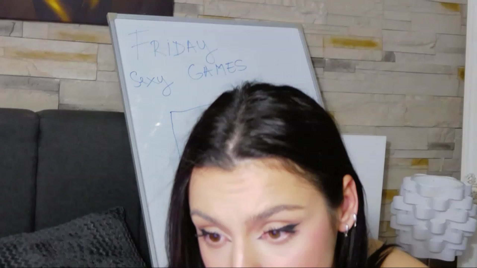 Gallery image thumbnail from KylieBaby_'s myfreecams stream on, 11/25/2022, 18:58 image 13 of 20