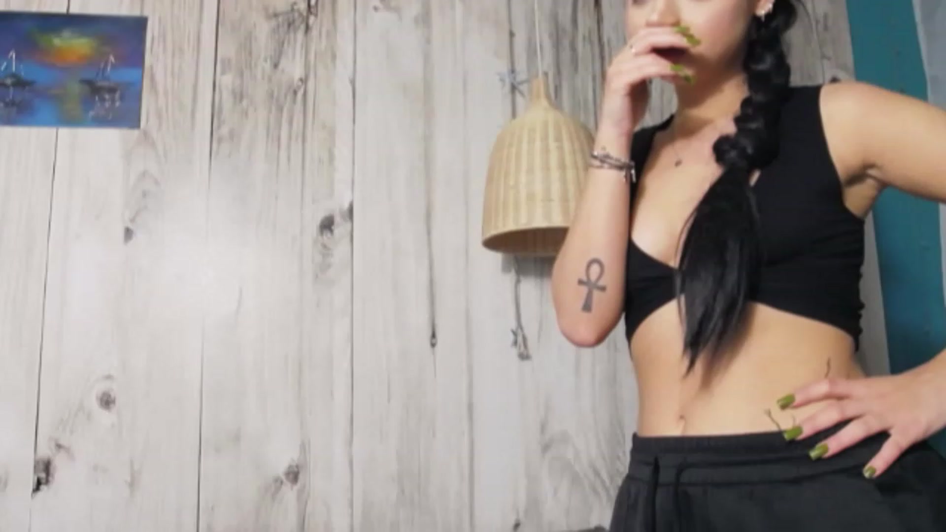 Gallery image thumbnail from KylieBaby_'s myfreecams stream on, 11/26/2022, 17:49 image 6 of 20