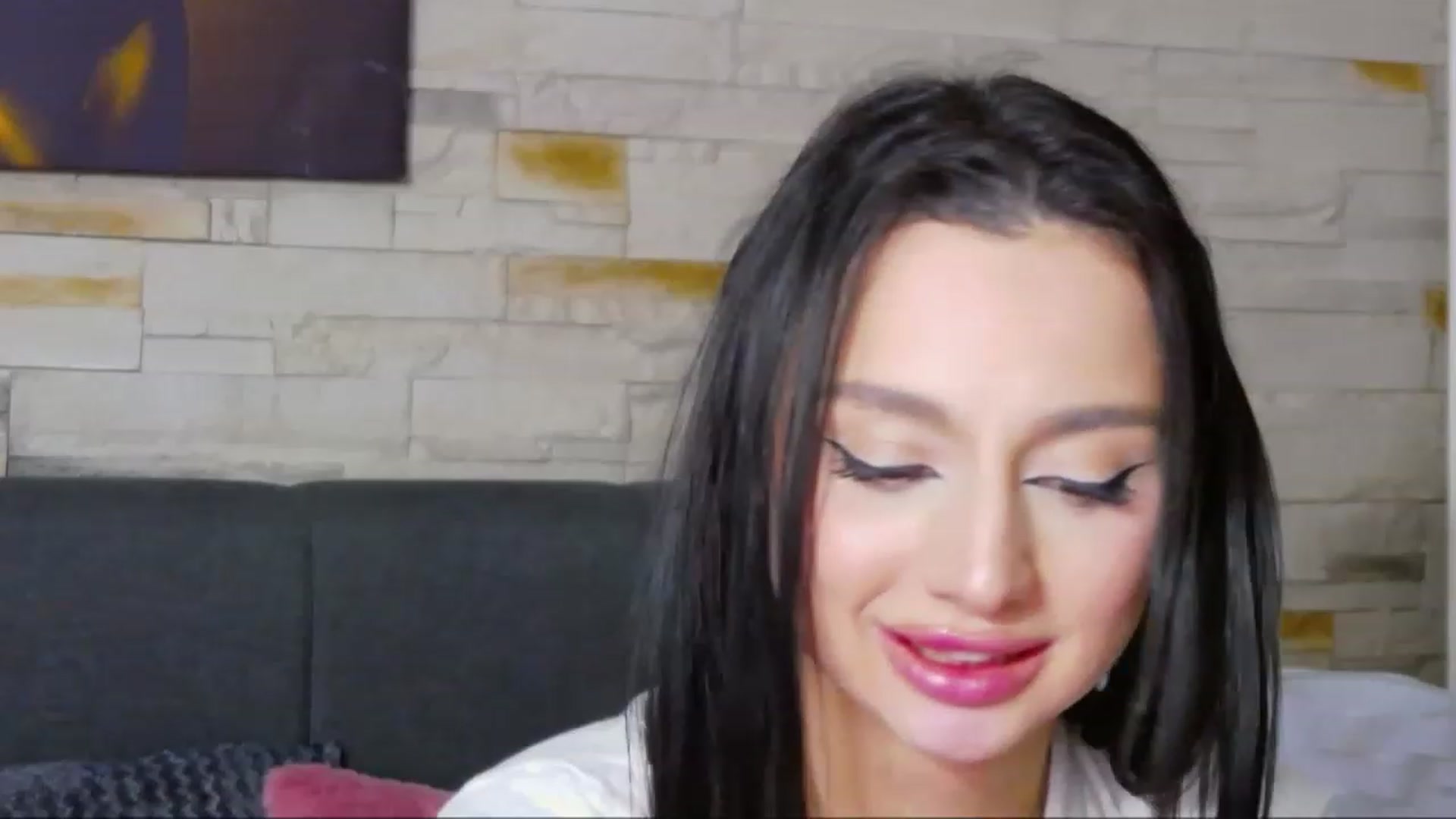Gallery image thumbnail from KylieBaby_'s myfreecams stream on, 11/28/2022, 17:06 image 15 of 20