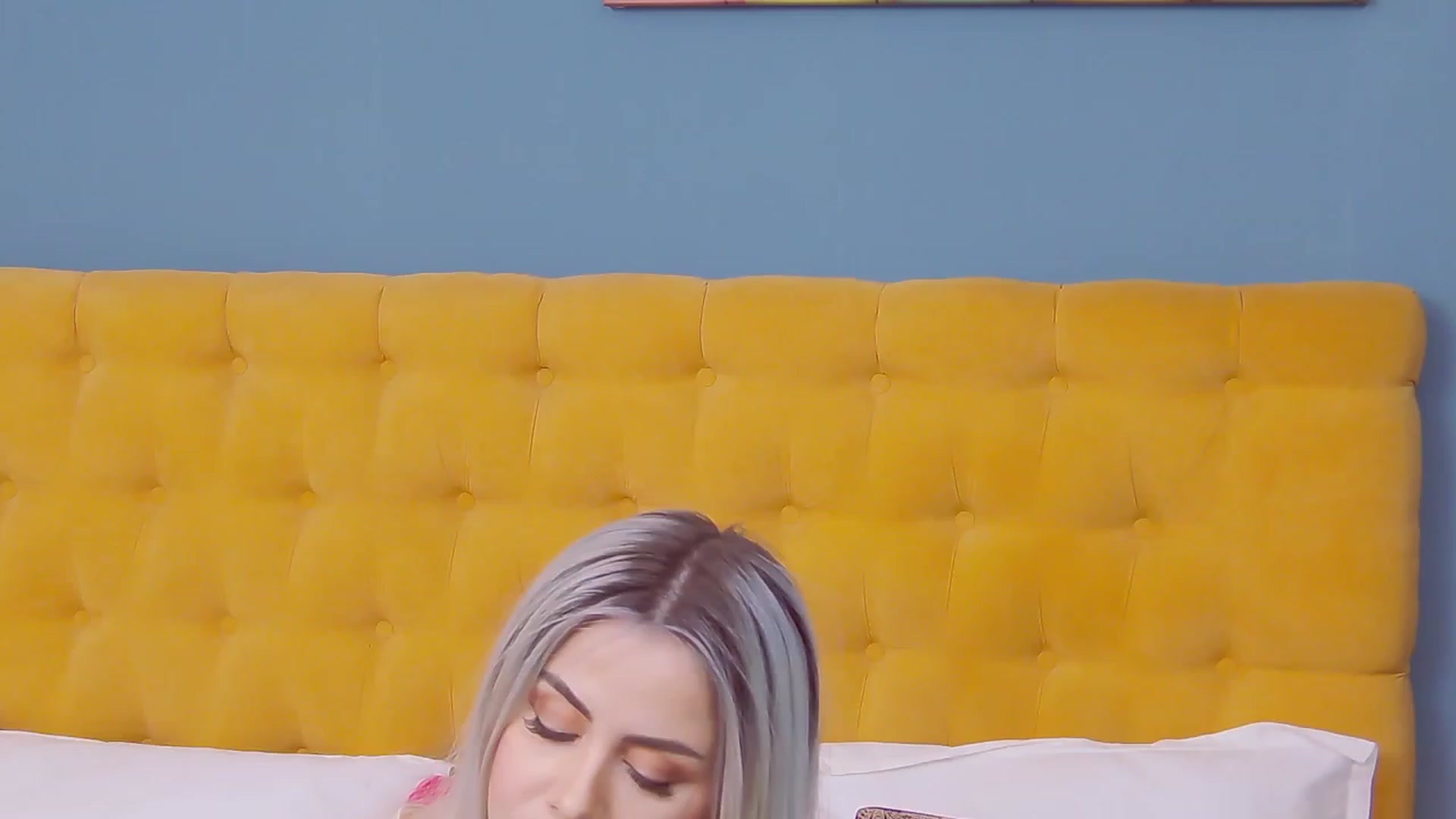 Gallery image thumbnail from KylieBenton's myfreecams stream on, 01/17/2024, 14:24 image 6 of 20