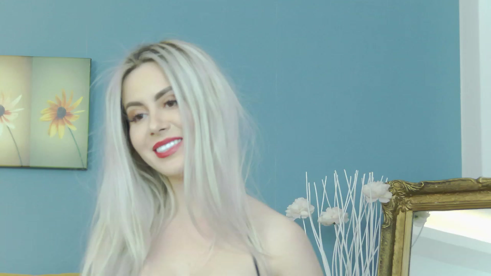 Gallery image thumbnail from KylieBenton's myfreecams stream on, 02/04/2024, 13:13 image 1 of 20
