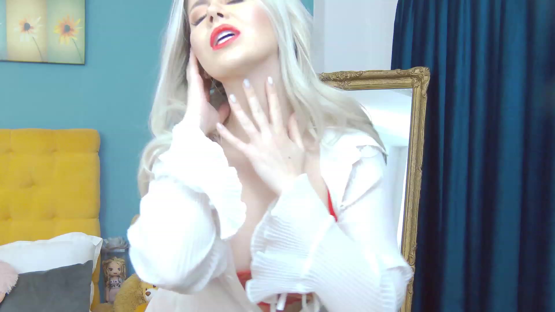 Gallery image thumbnail from KylieBenton's myfreecams stream on, 02/07/2024, 08:55 image 19 of 20