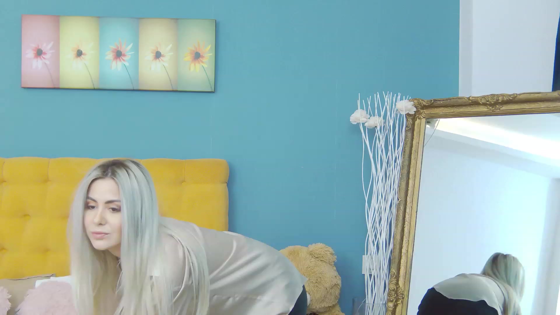 Gallery image thumbnail from KylieBenton's myfreecams stream on, 02/08/2024, 06:35 image 15 of 20