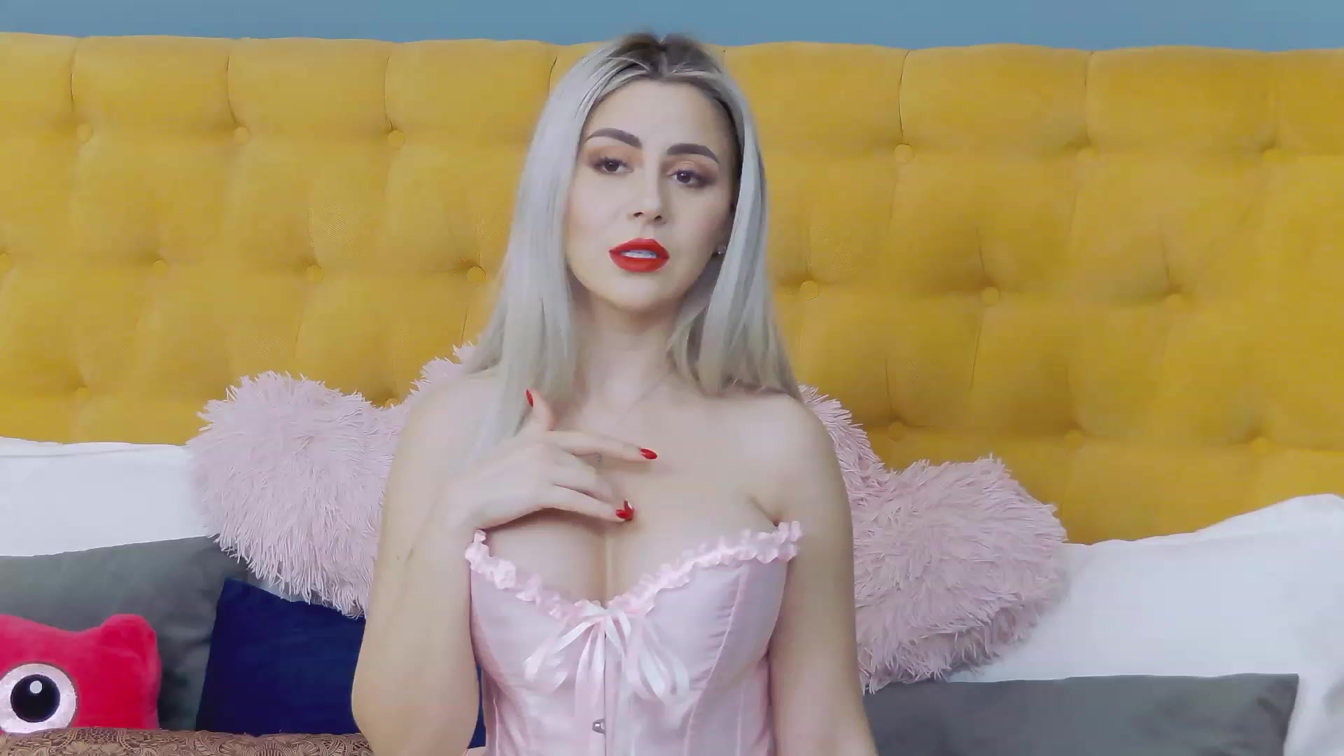 Gallery image thumbnail from KylieBenton's myfreecams stream on, 02/12/2024, 21:51 image 6 of 20