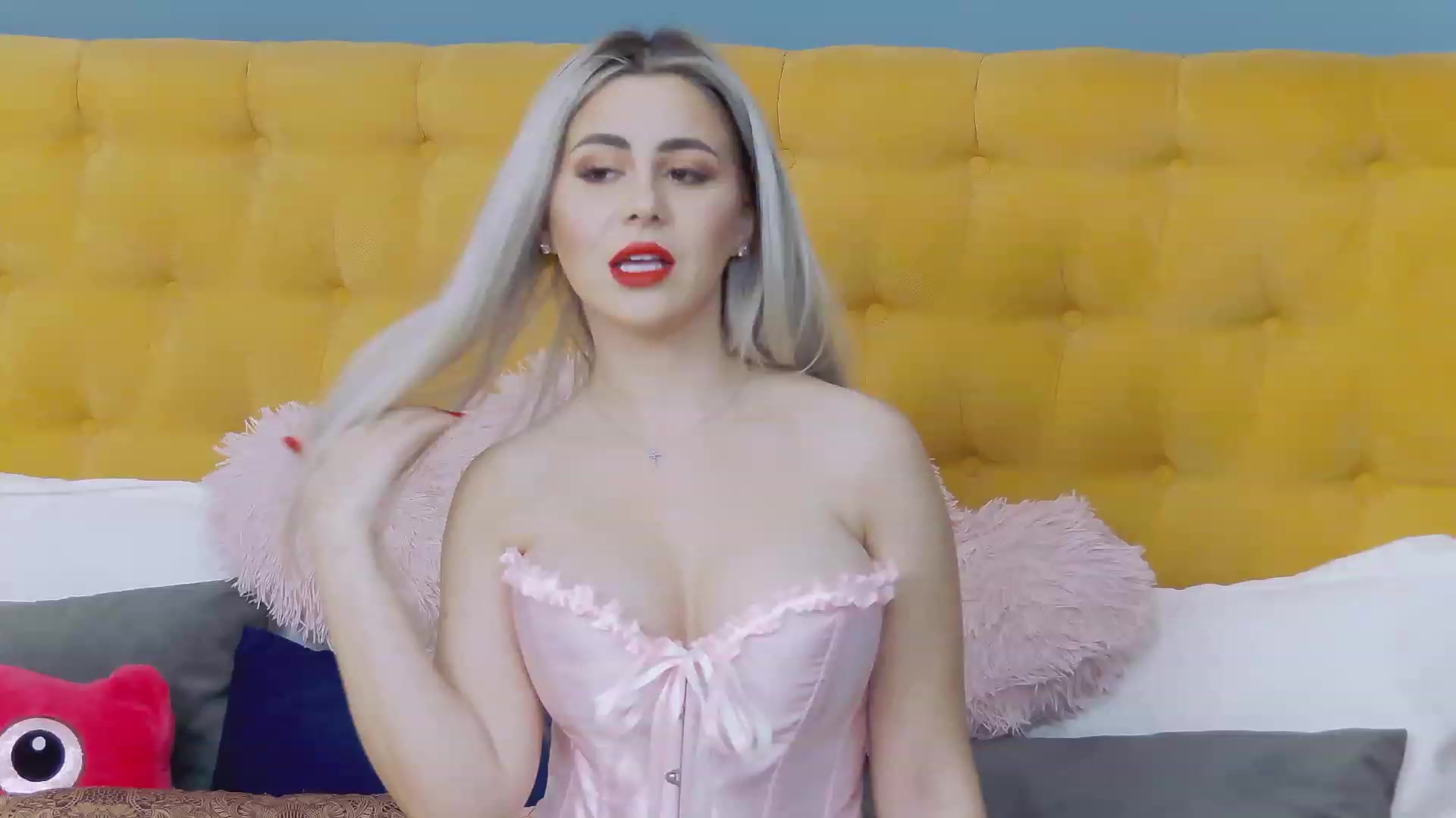 Gallery image thumbnail from KylieBenton's myfreecams stream on, 02/12/2024, 21:51 image 5 of 20