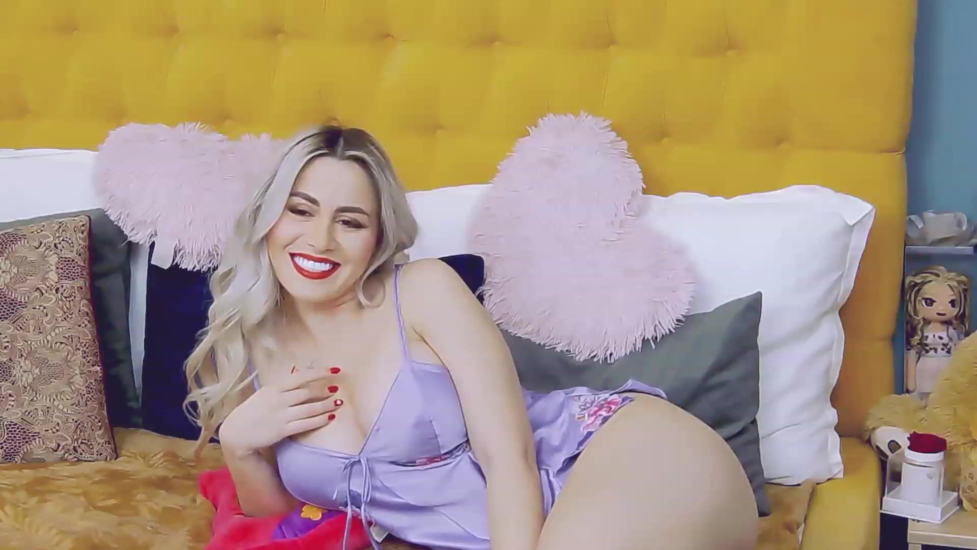Gallery image thumbnail from KylieBenton's myfreecams stream on, 02/14/2024, 13:32 image 10 of 20