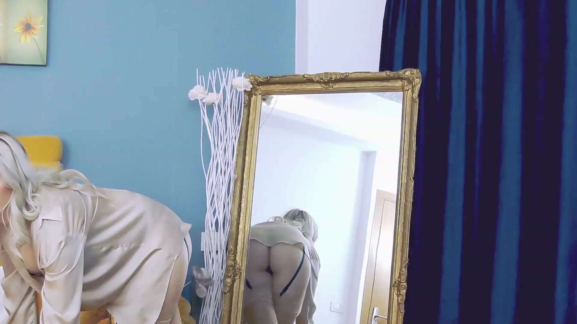 Gallery image thumbnail from KylieBenton's myfreecams stream on, 02/15/2024, 13:59 image 3 of 20