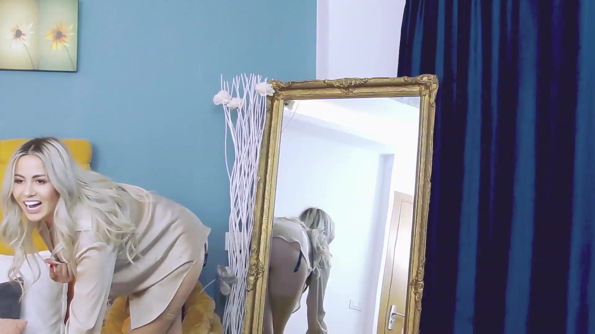 Gallery image thumbnail from KylieBenton's myfreecams stream on, 02/15/2024, 16:42 image 8 of 20