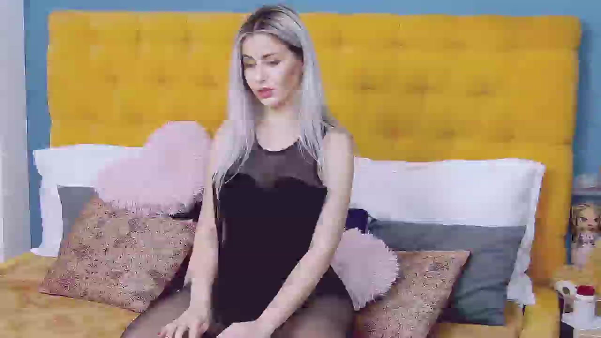 Gallery image thumbnail from KylieBenton's myfreecams stream on, 02/19/2024, 07:24 image 14 of 20