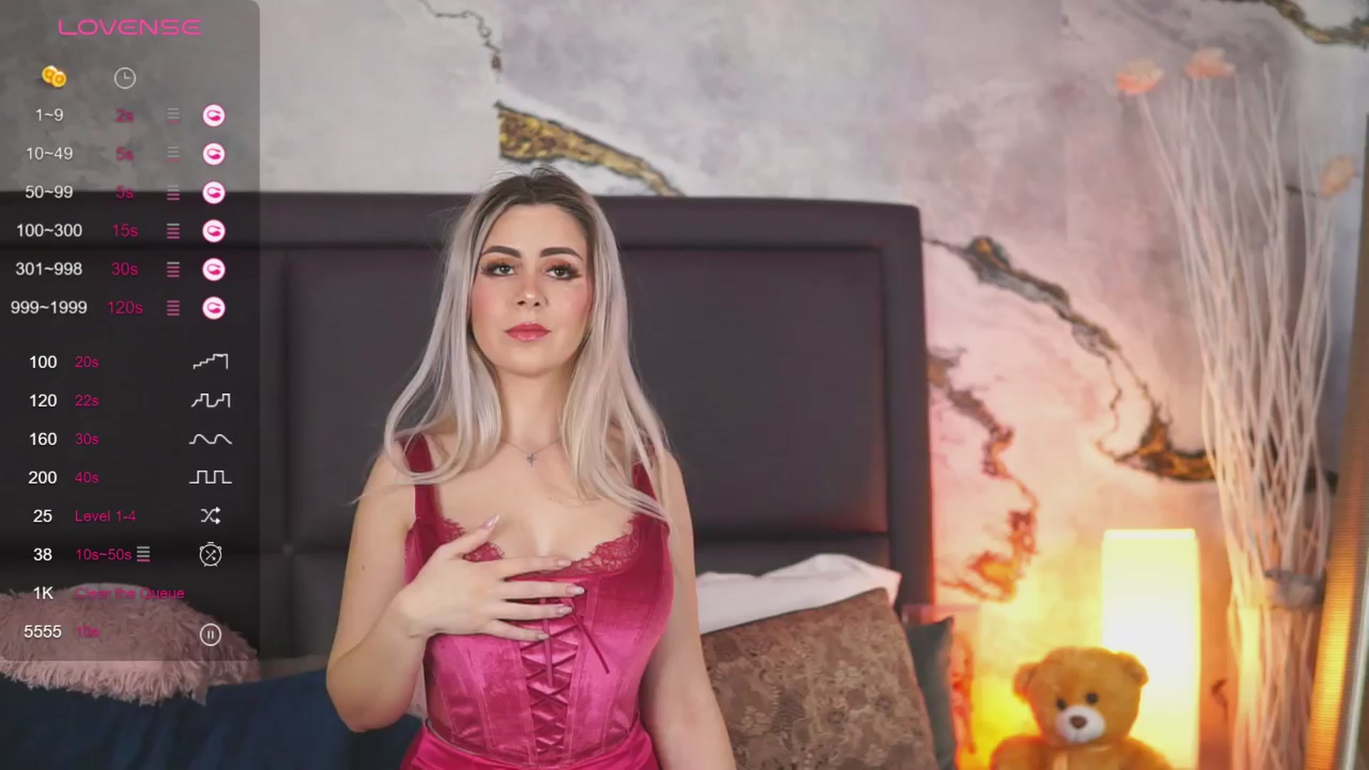 Gallery image thumbnail from KylieBenton's myfreecams stream on, 03/29/2024, 08:46 image 17 of 20