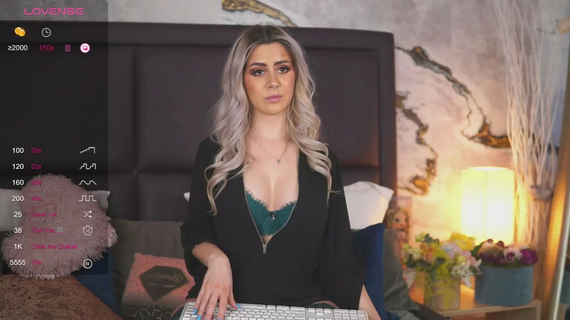Gallery image thumbnail from KylieBenton's myfreecams stream on, 04/08/2024, 10:35 image 13 of 20
