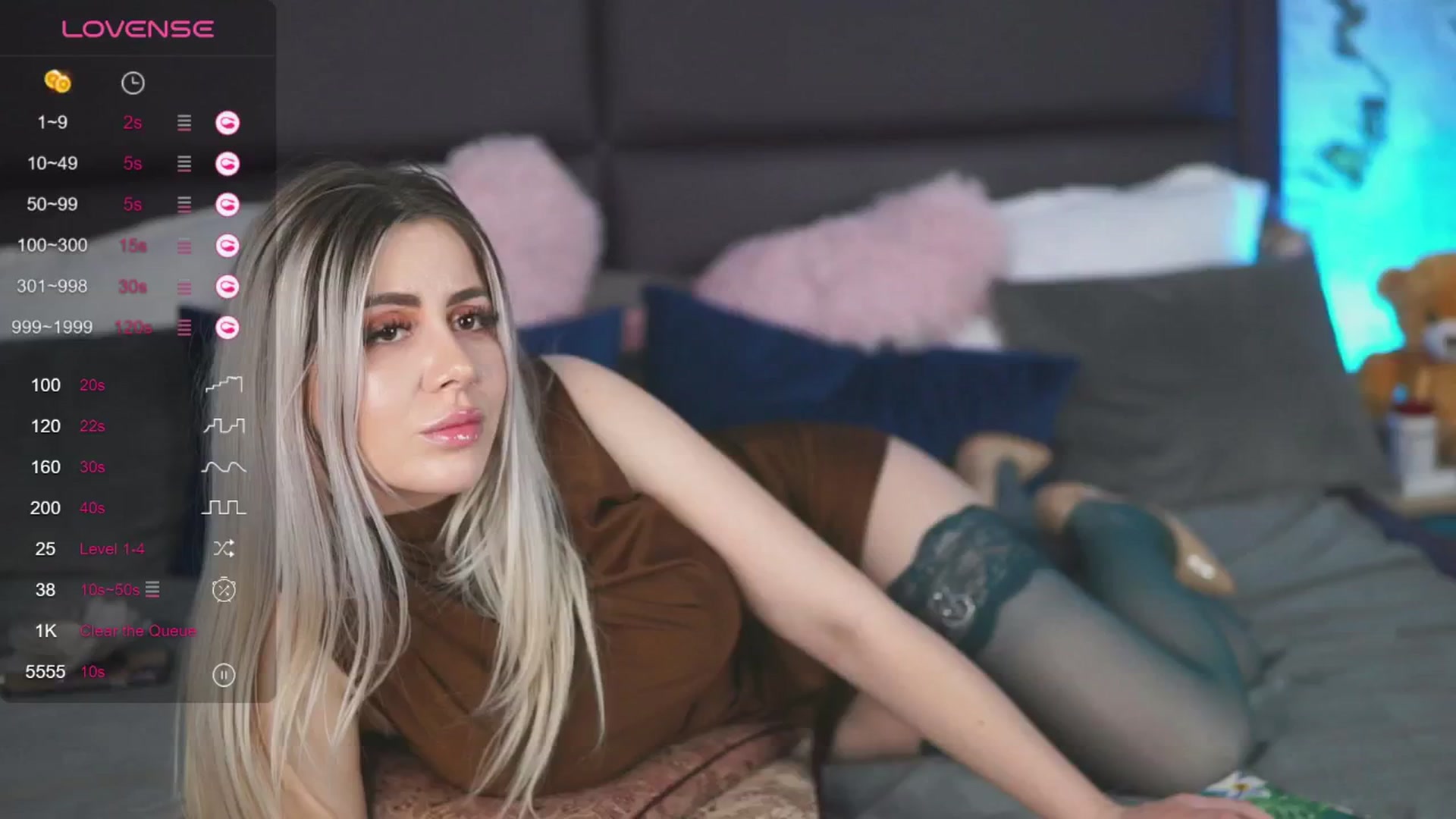 Gallery image thumbnail from KylieBenton's myfreecams stream on, 04/27/2024, 18:51 image 11 of 20