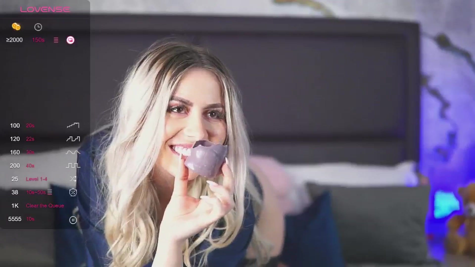 Gallery image thumbnail from KylieBenton's myfreecams stream on, 05/12/2024, 17:38 image 7 of 20