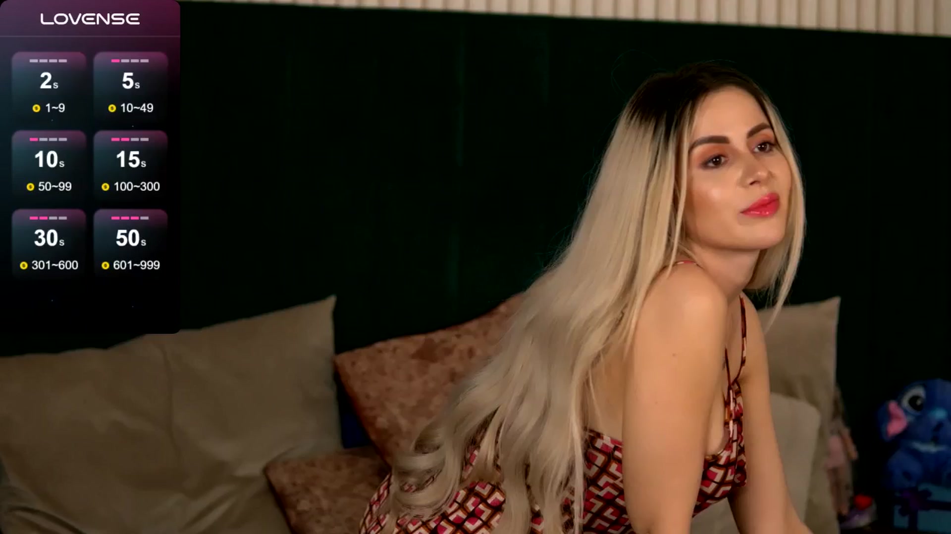 Gallery image thumbnail from KylieBenton's myfreecams stream on, 04/12/2025, 12:08 image 15 of 20