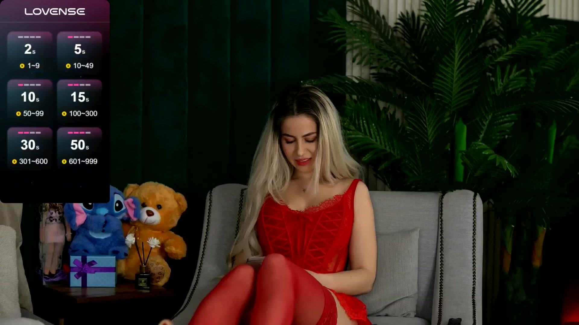 Gallery image thumbnail from KylieBenton's myfreecams stream on, 04/15/2025, 12:10 image 7 of 20