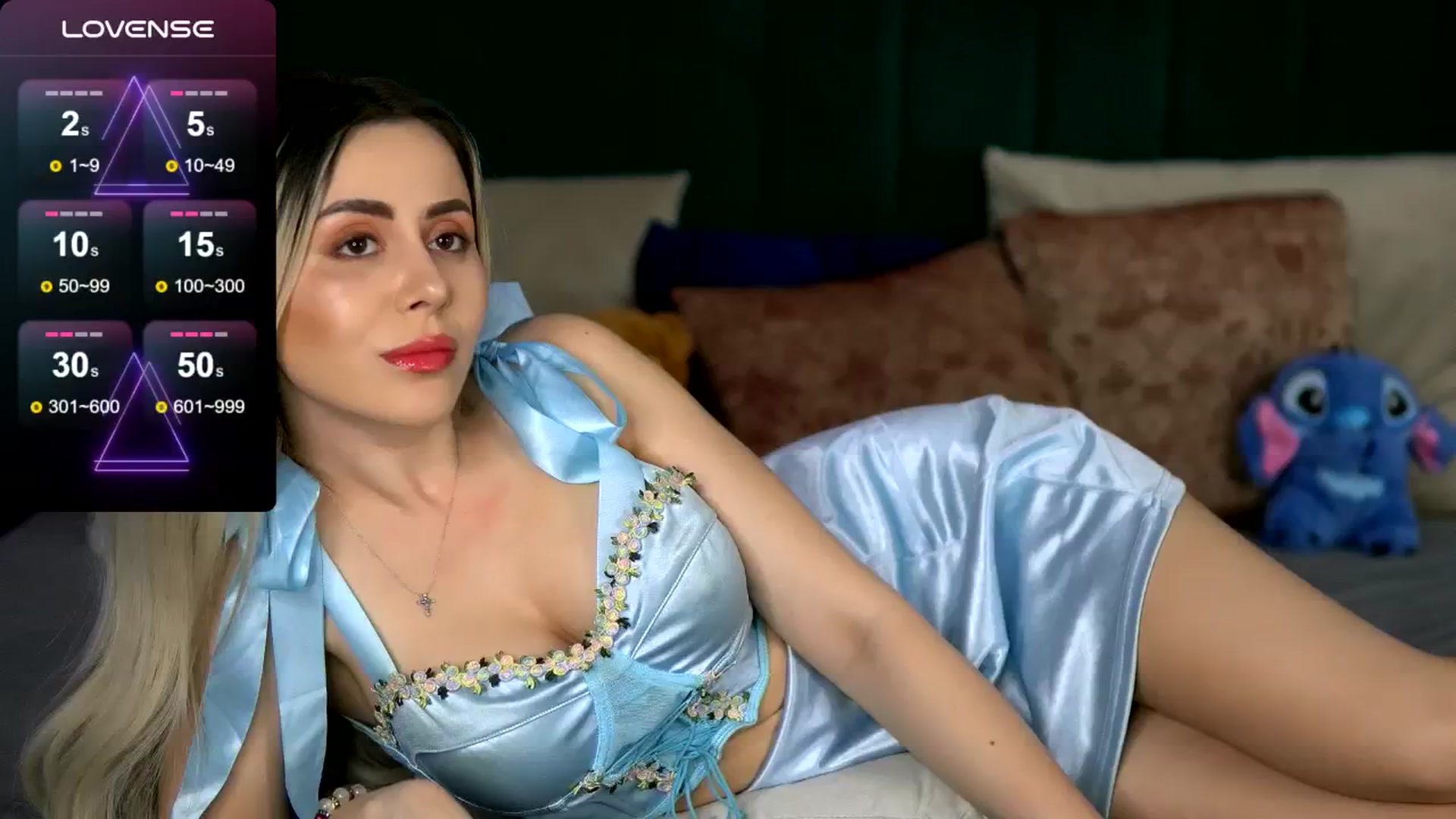 Gallery image thumbnail from KylieBenton's myfreecams stream on, 04/25/2025, 24:33 image 10 of 20