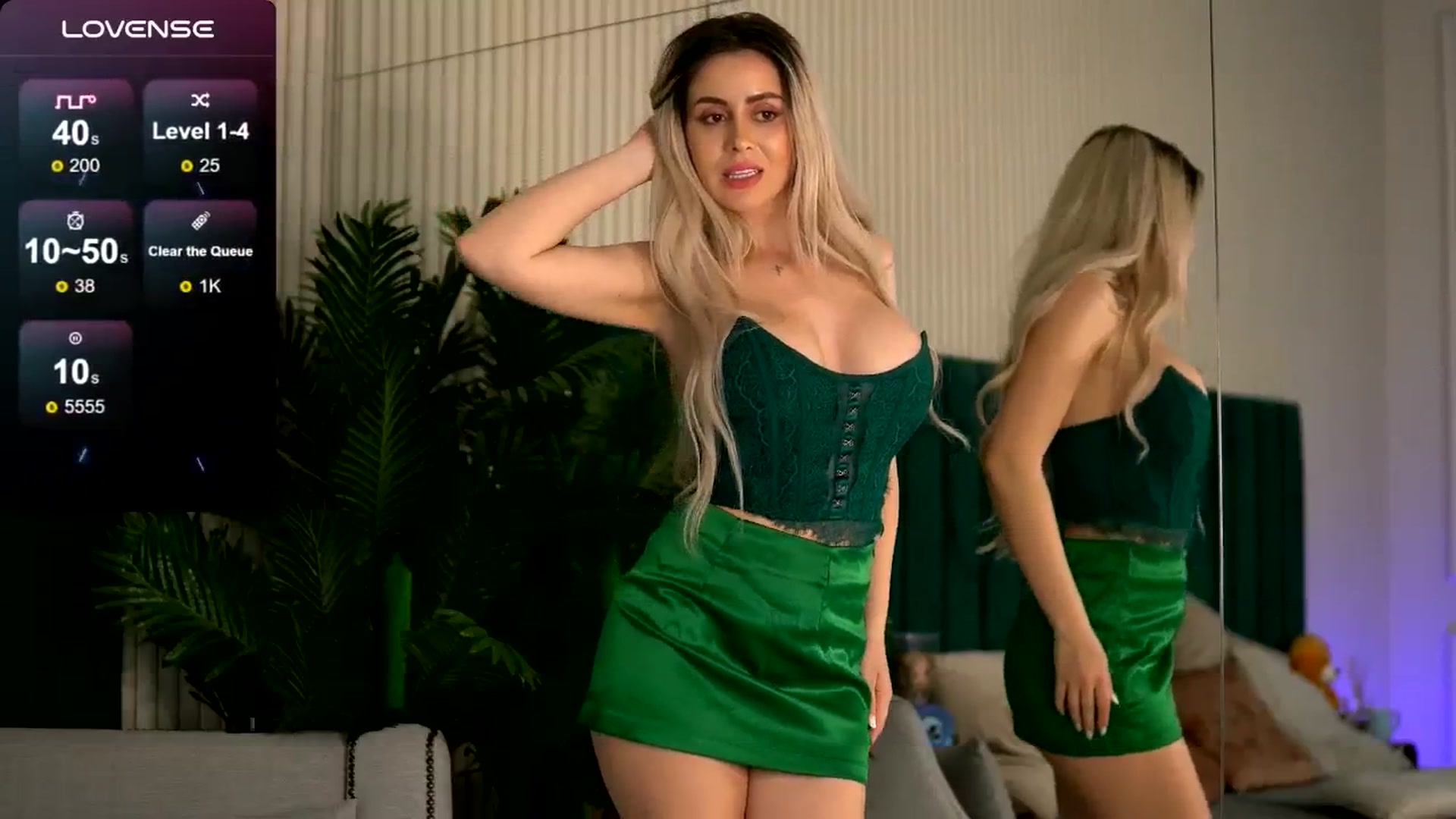 Gallery image thumbnail from KylieBenton's myfreecams stream on, 05/02/2025, 04:14 image 17 of 20