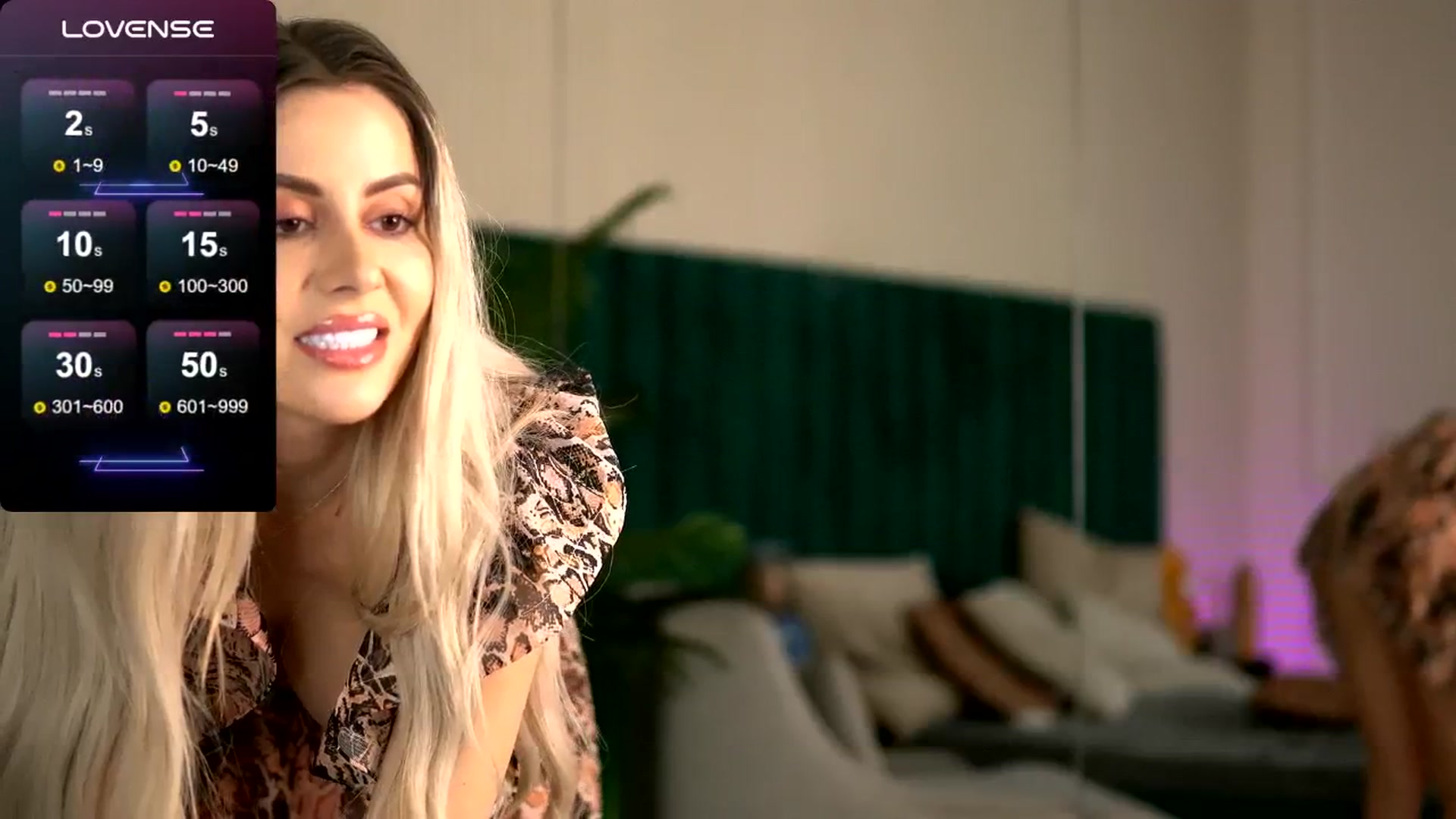 Gallery image thumbnail from KylieBenton's myfreecams stream on, 05/03/2025, 03:50 image 14 of 20