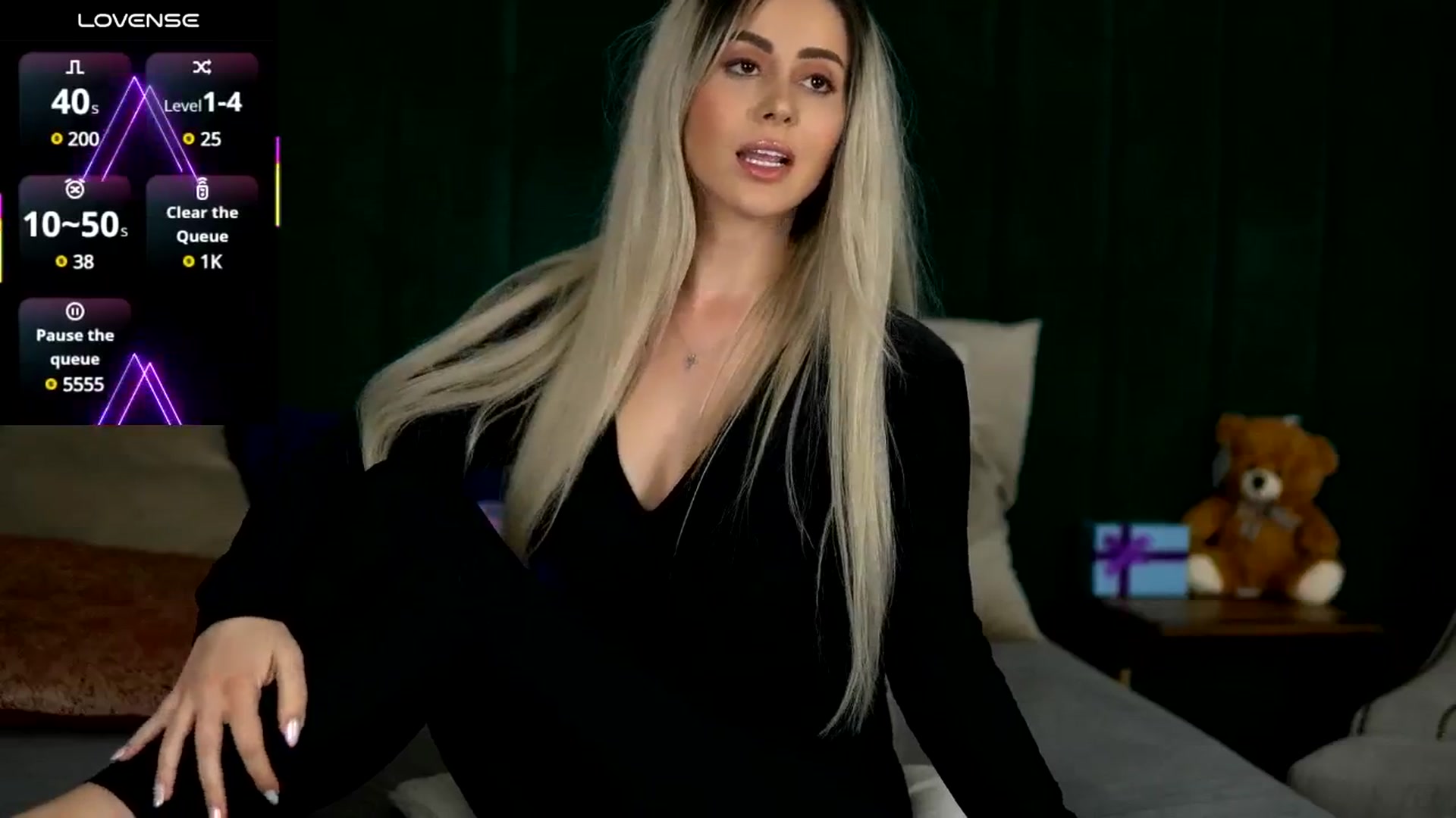 Gallery image thumbnail from KylieBenton's myfreecams stream on, 05/13/2025, 02:20 image 16 of 20