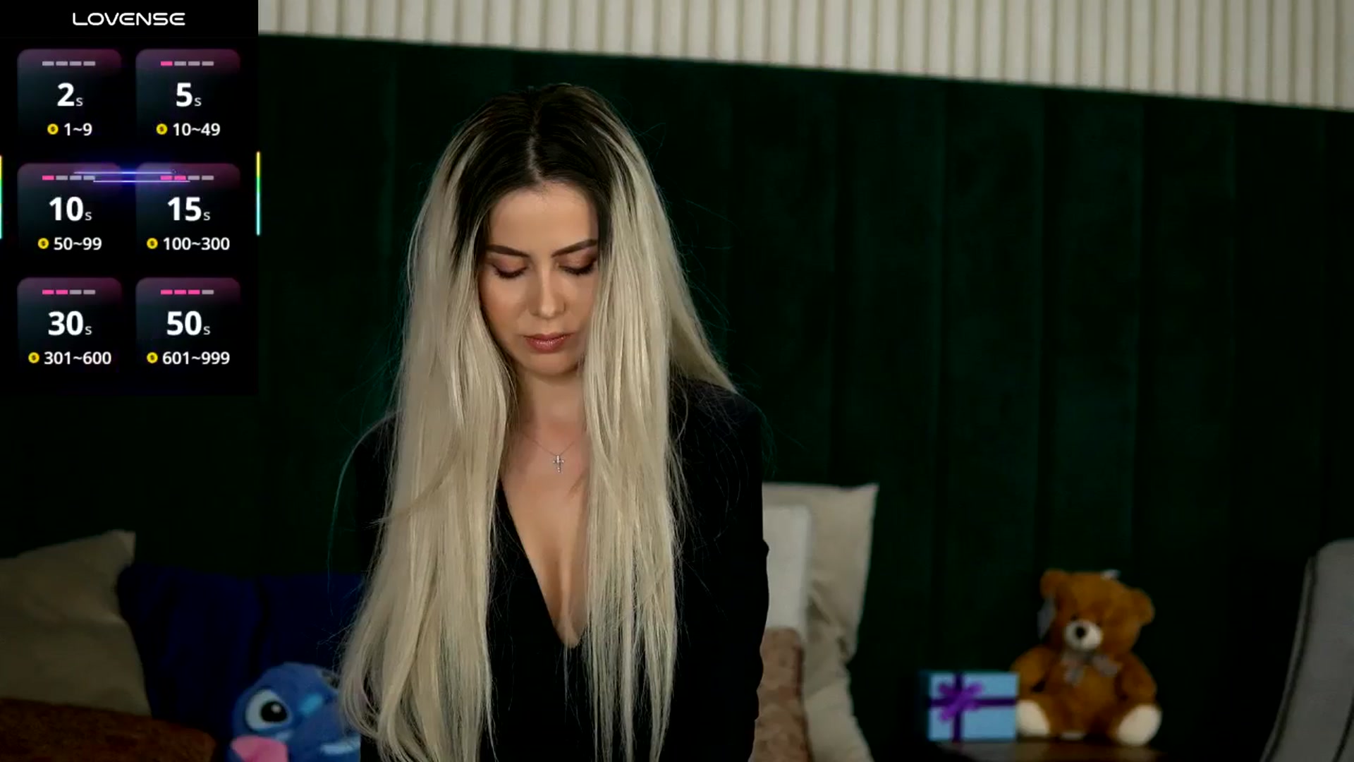 Gallery image thumbnail from KylieBenton's myfreecams stream on, 05/13/2025, 02:20 image 3 of 20