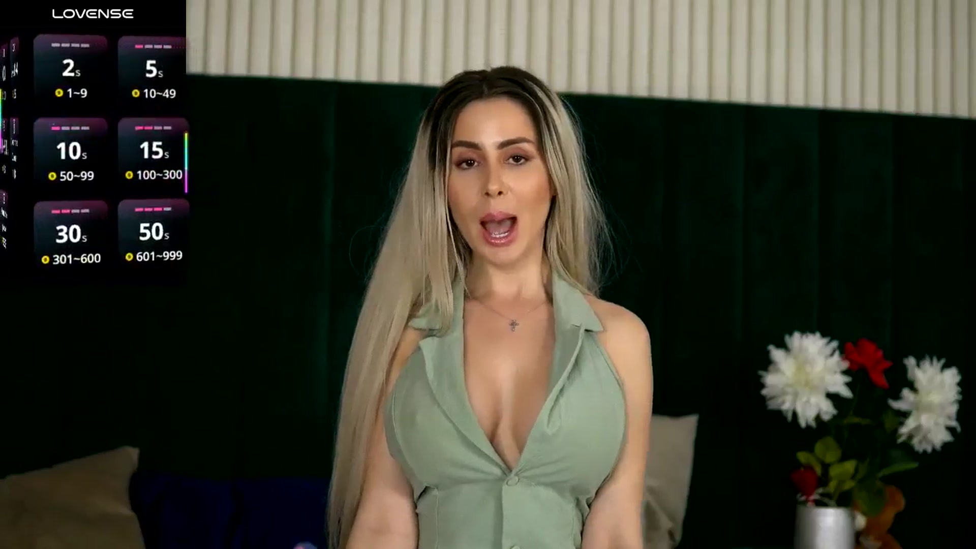Gallery image thumbnail from KylieBenton's myfreecams stream on, 05/15/2025, 03:38 image 19 of 20