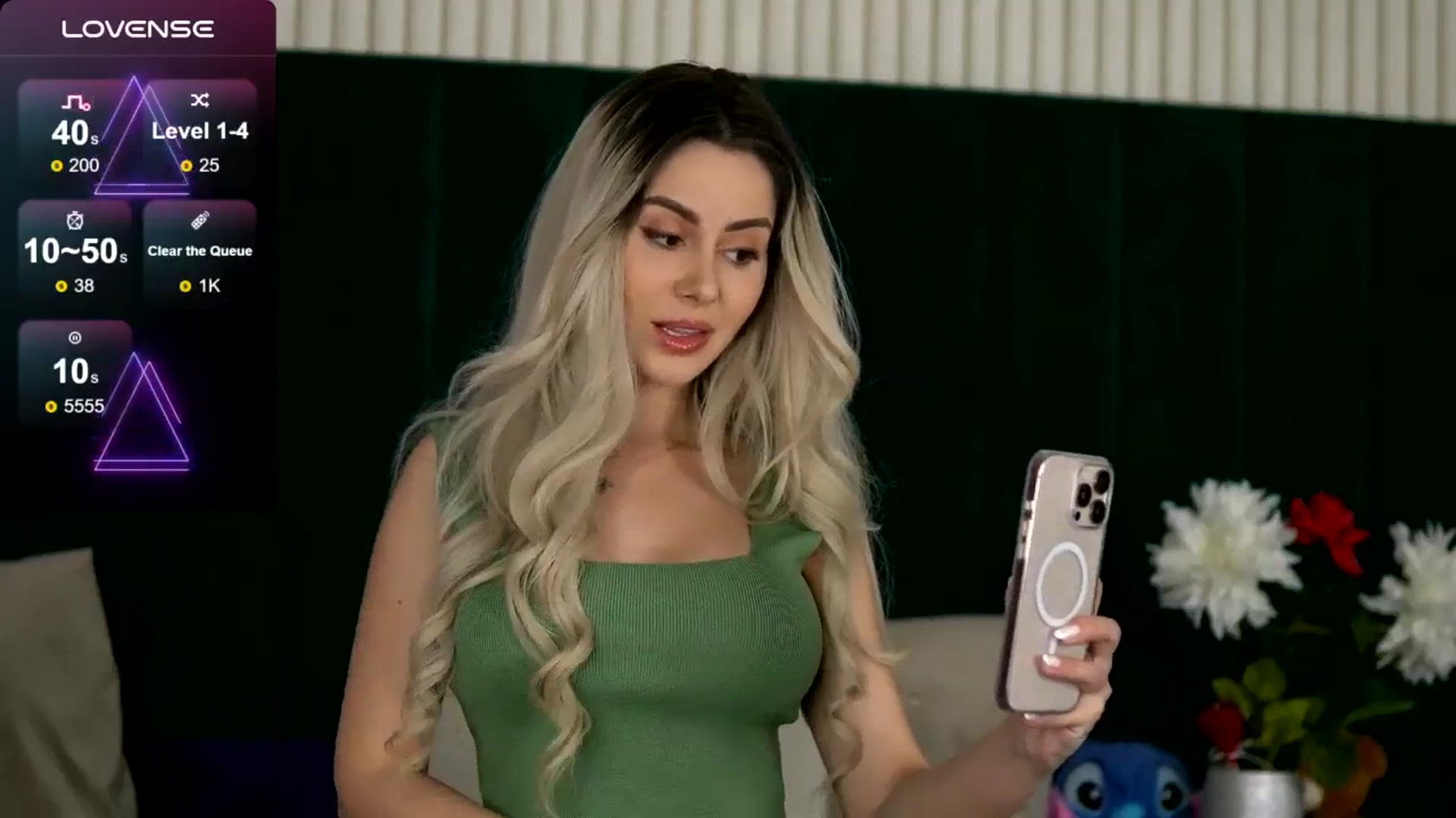 Gallery image thumbnail from KylieBenton's myfreecams stream on, 05/21/2025, 22:51 image 7 of 20