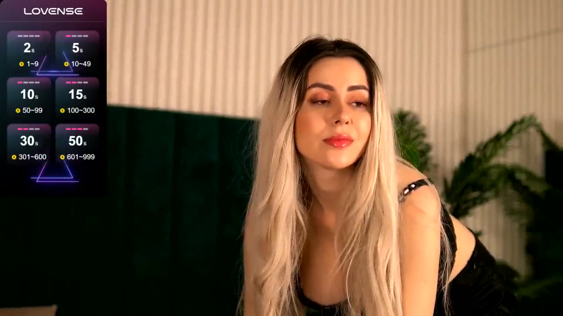 Gallery image thumbnail from KylieBenton's myfreecams stream on, 06/10/2025, 03:04 image 13 of 20