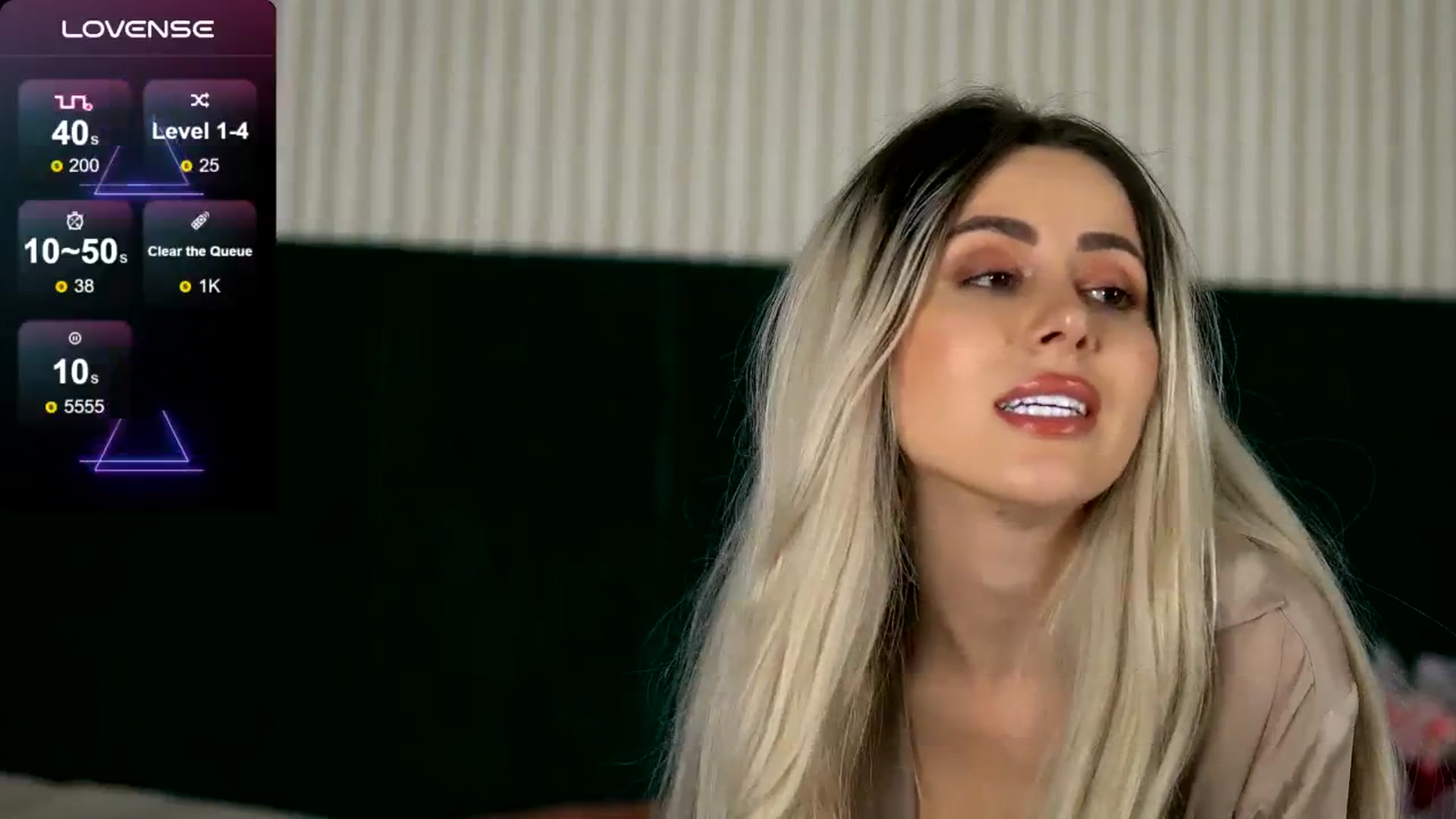 Gallery image thumbnail from KylieBenton's myfreecams stream on, 06/15/2025, 01:09 image 13 of 20
