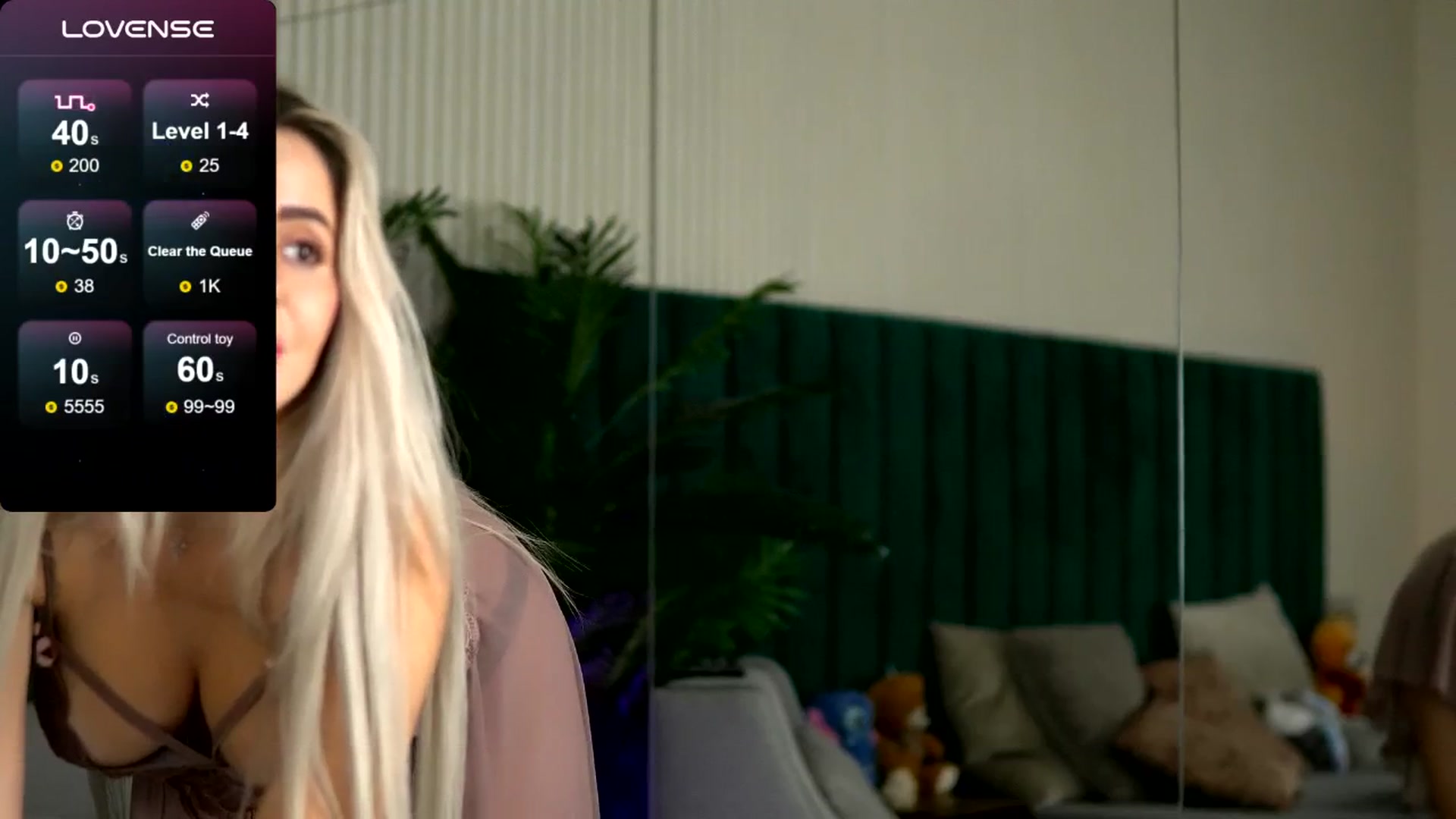 Gallery image thumbnail from KylieBenton's myfreecams stream on, 08/12/2025, 24:02 image 7 of 20