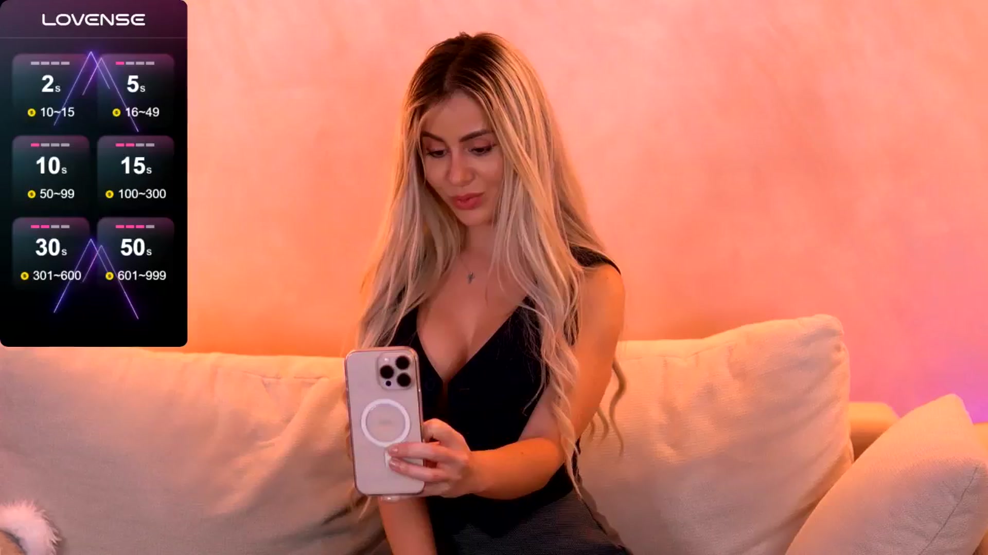 Gallery image thumbnail from KylieBenton's myfreecams stream on, 09/17/2025, 19:05 image 14 of 20
